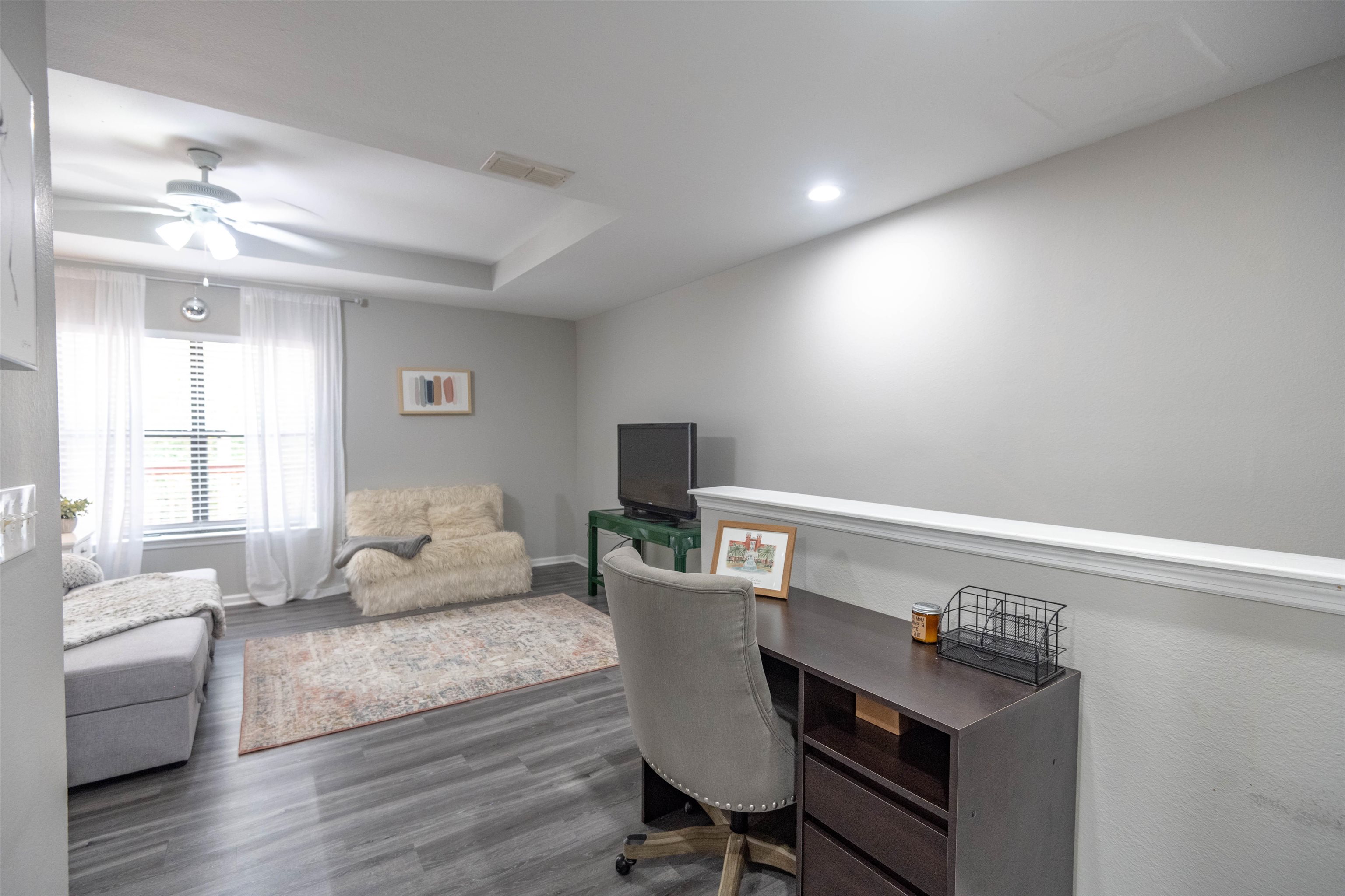 741 White Drive #24, Tallahassee, Florida image 16