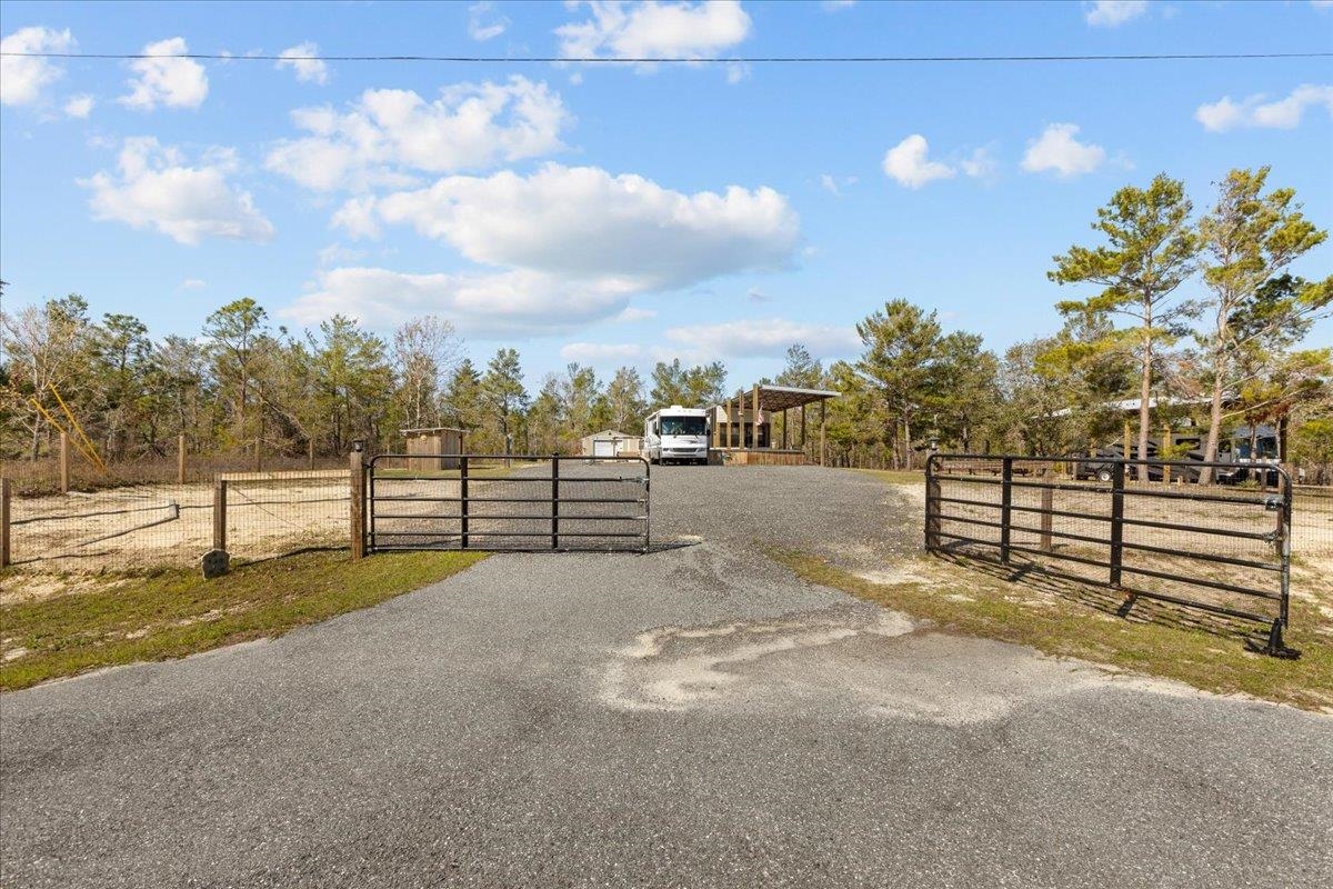 132 Tyler Terrace, Perry, Florida image 1