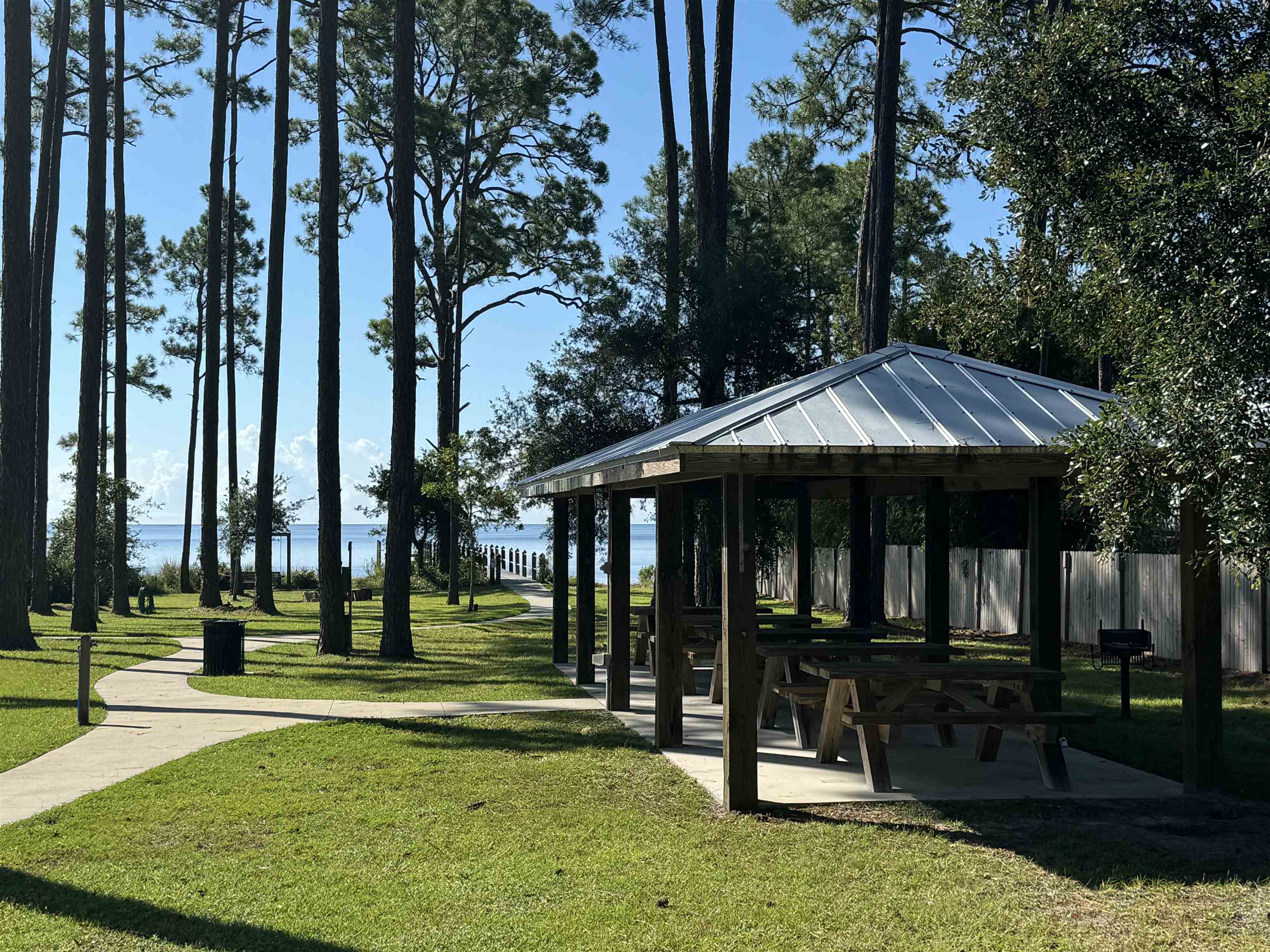 128 Skimmer Drive, Carrabelle, Florida image 15