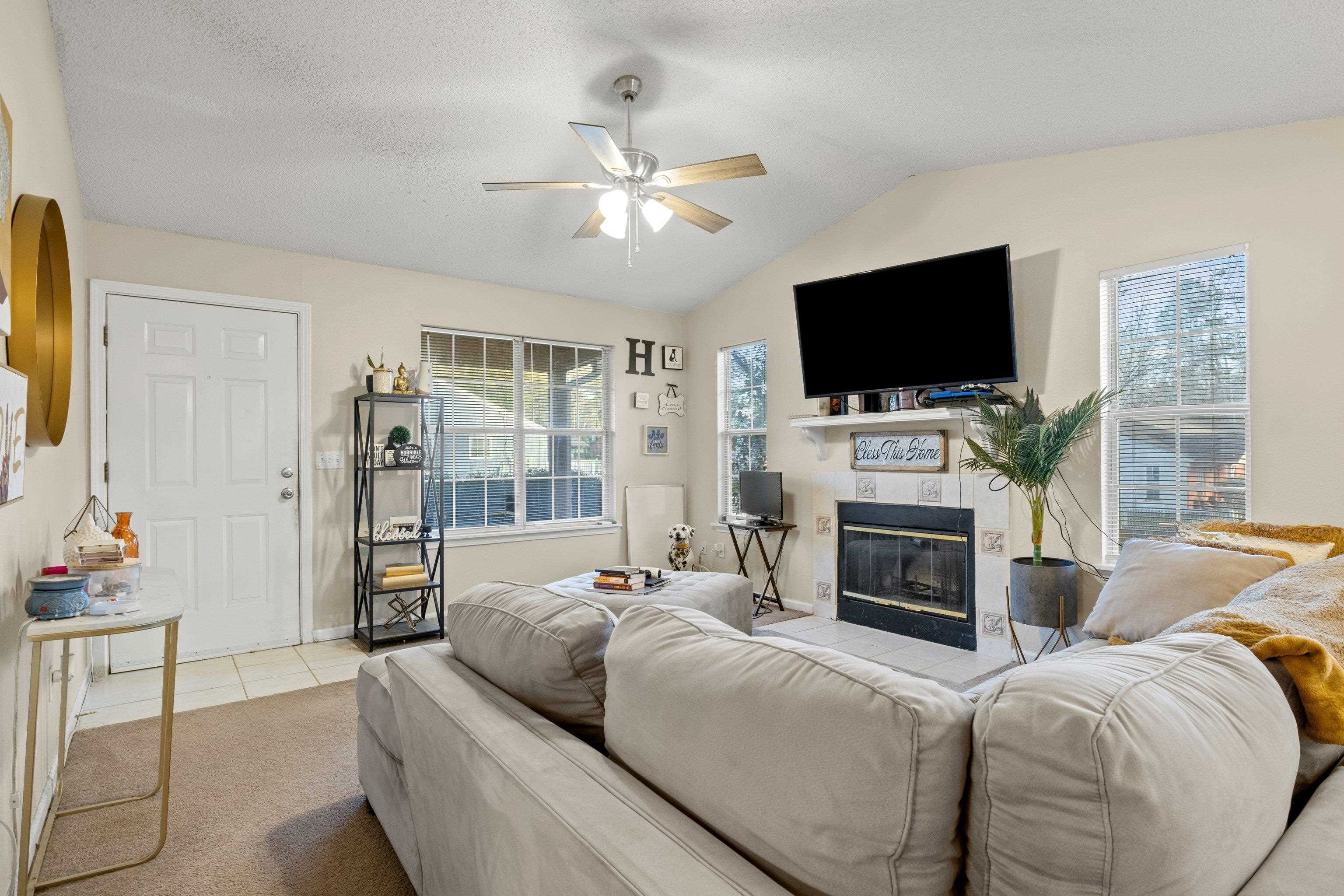1956 Carp Lane, Tallahassee, Florida image 3