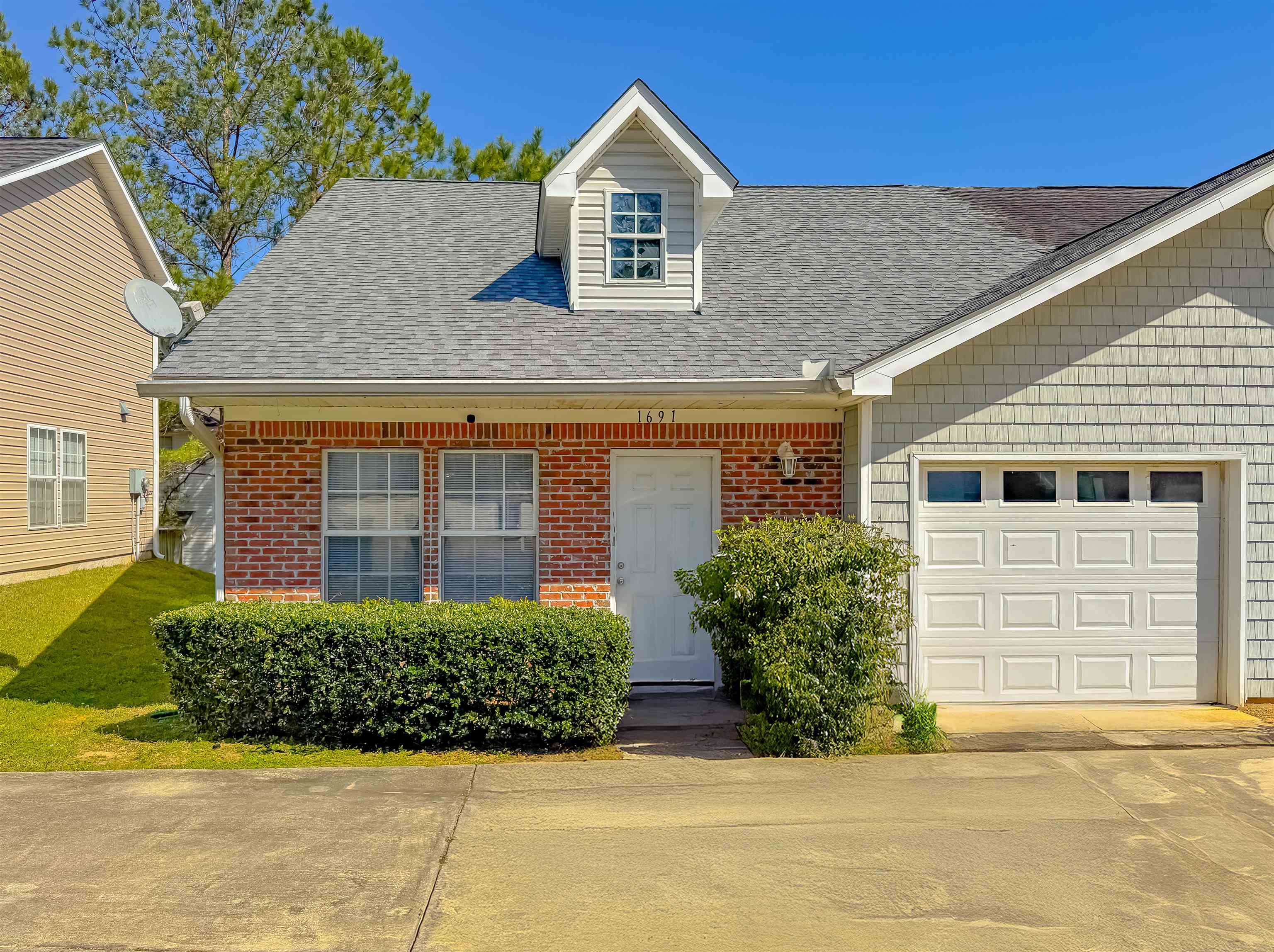 1691 Corey Wood Circle, Tallahassee, Florida image 3
