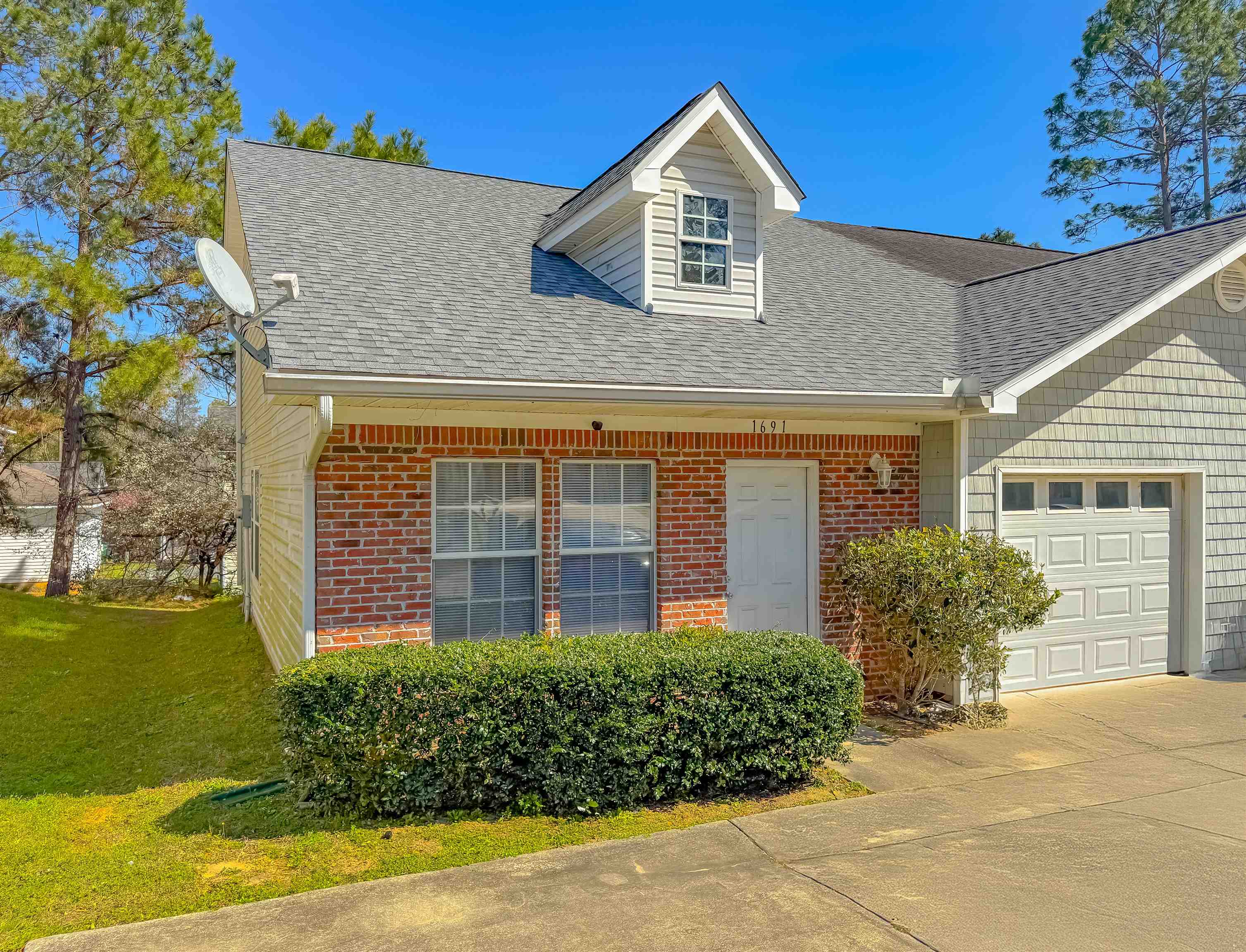 1691 Corey Wood Circle, Tallahassee, Florida image 4