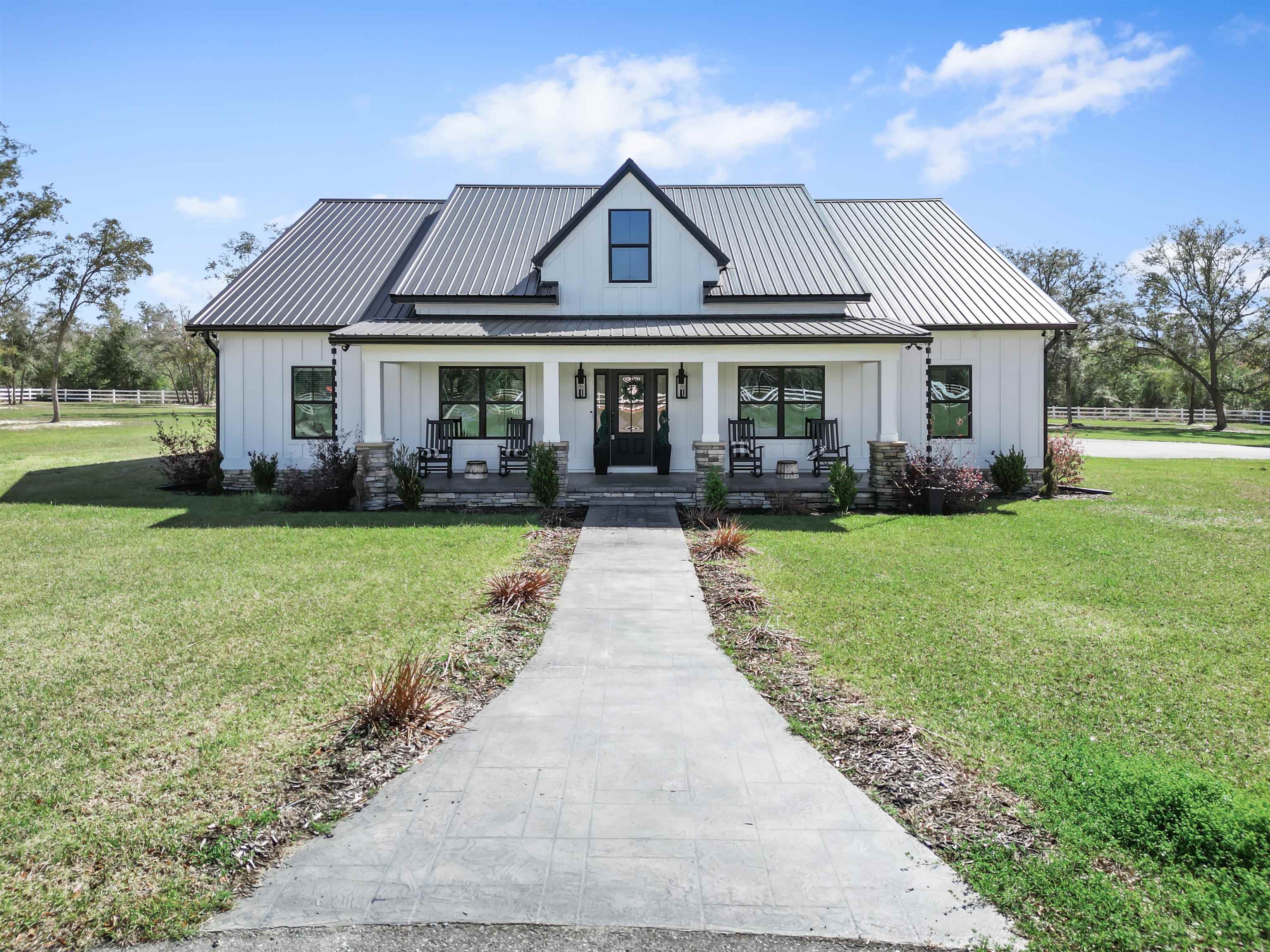 13502 NW Odell Owens Road, Bristol, Florida image 1