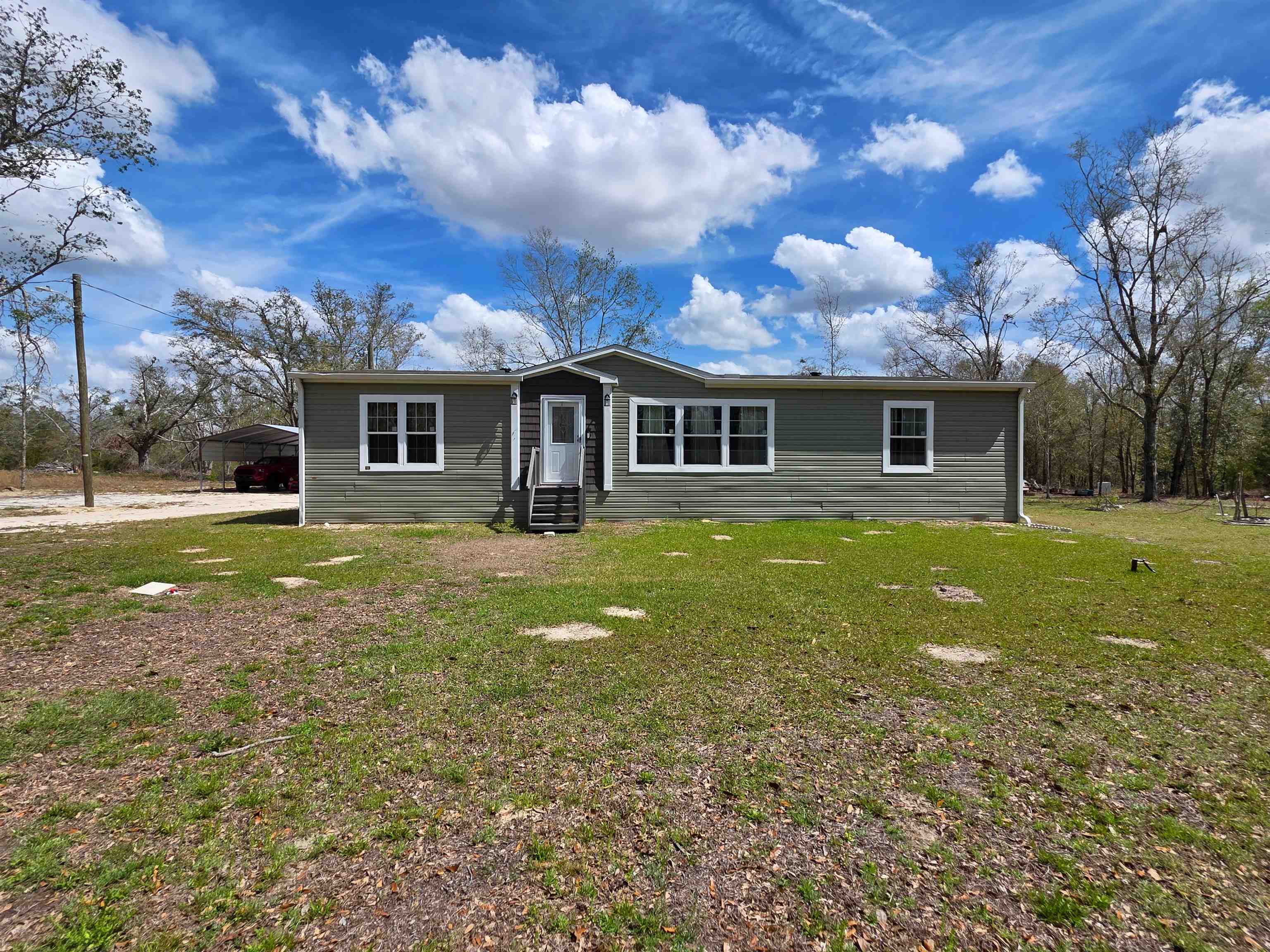 804 SE Thomas Way, Lee, Florida image 1
