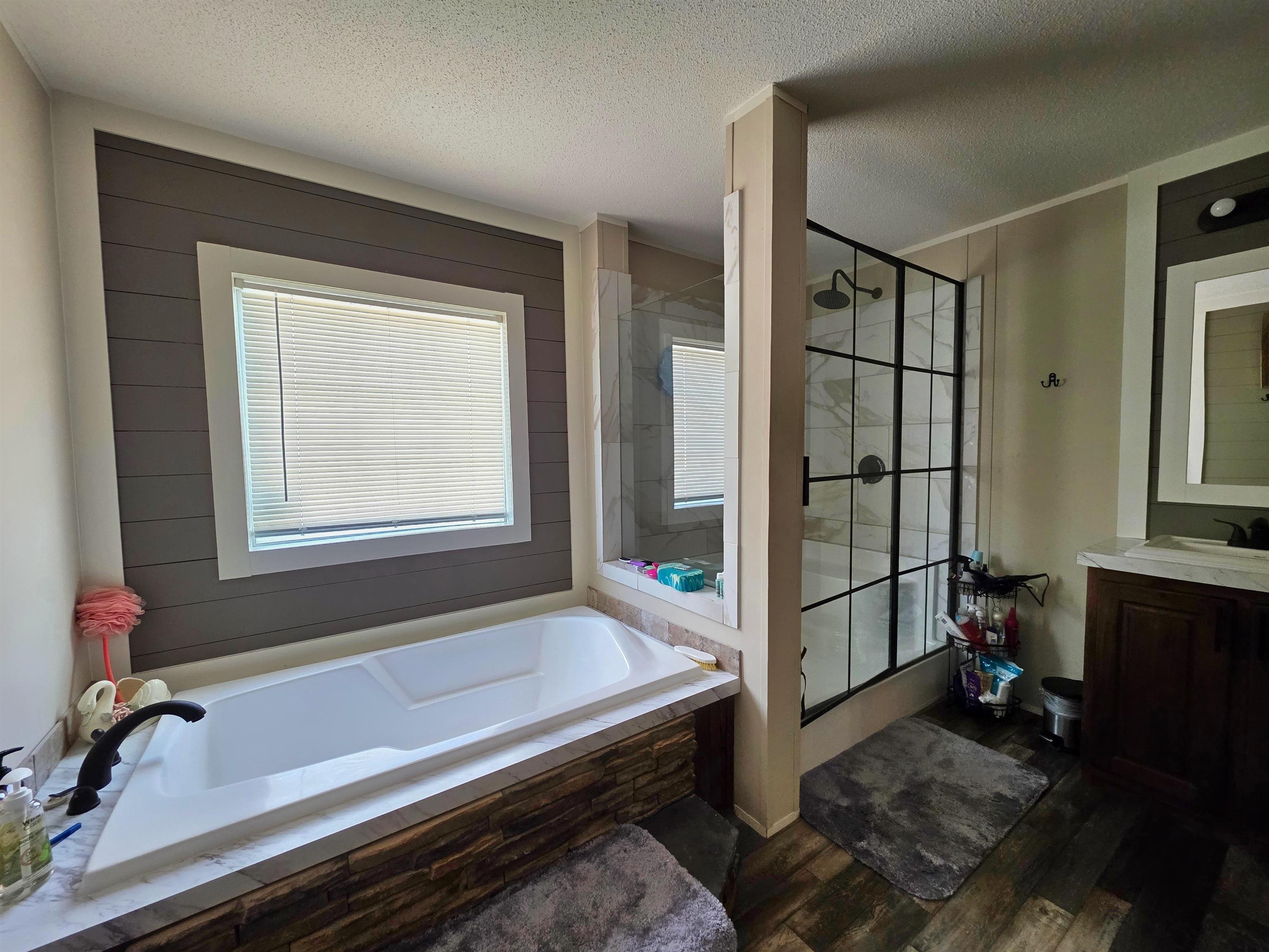 804 SE Thomas Way, Lee, Florida image 13