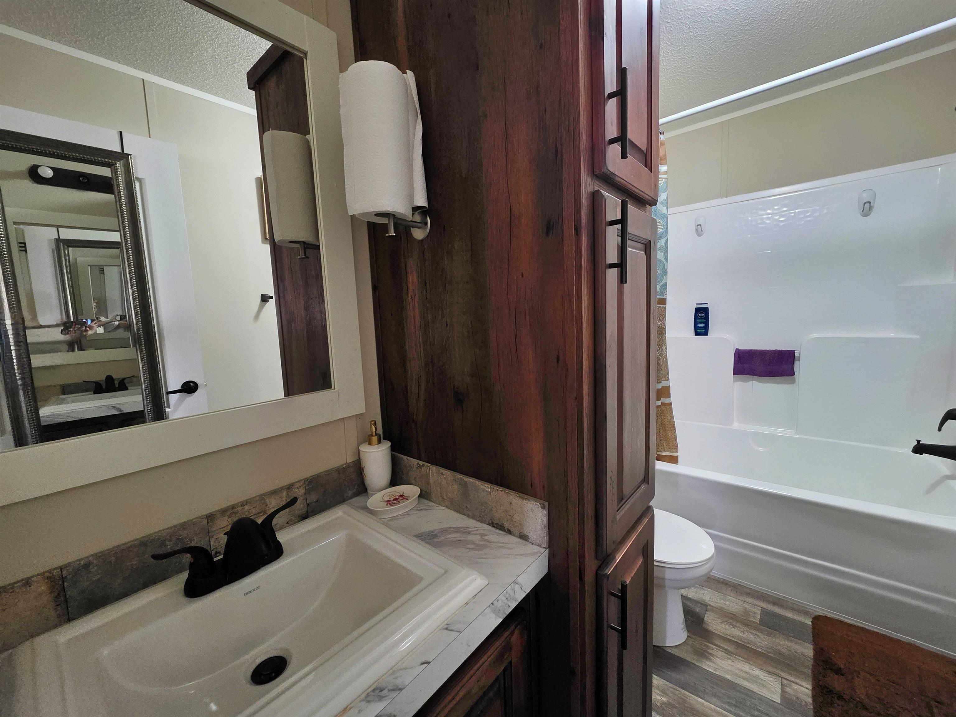 804 SE Thomas Way, Lee, Florida image 15