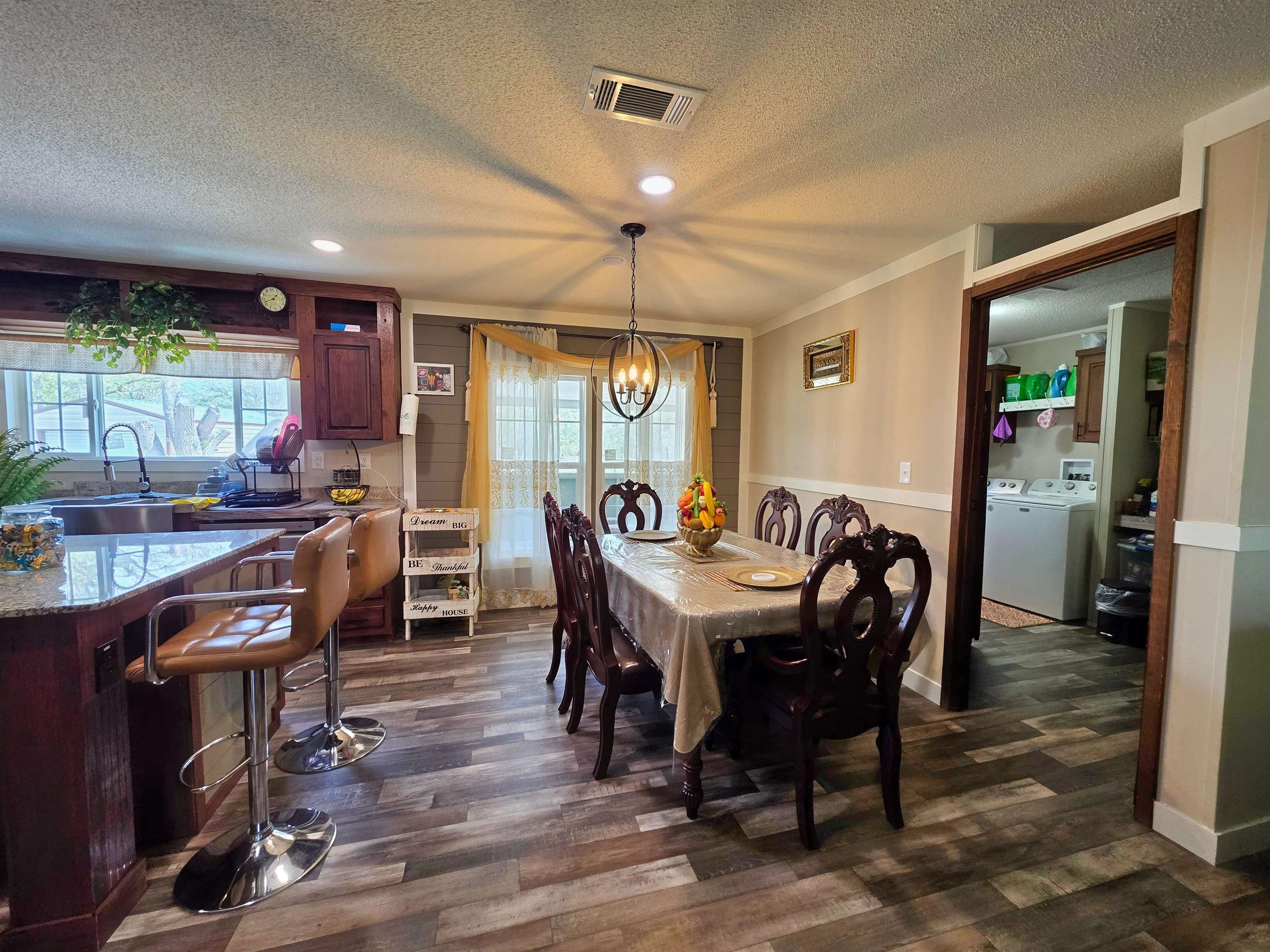 804 SE Thomas Way, Lee, Florida image 5