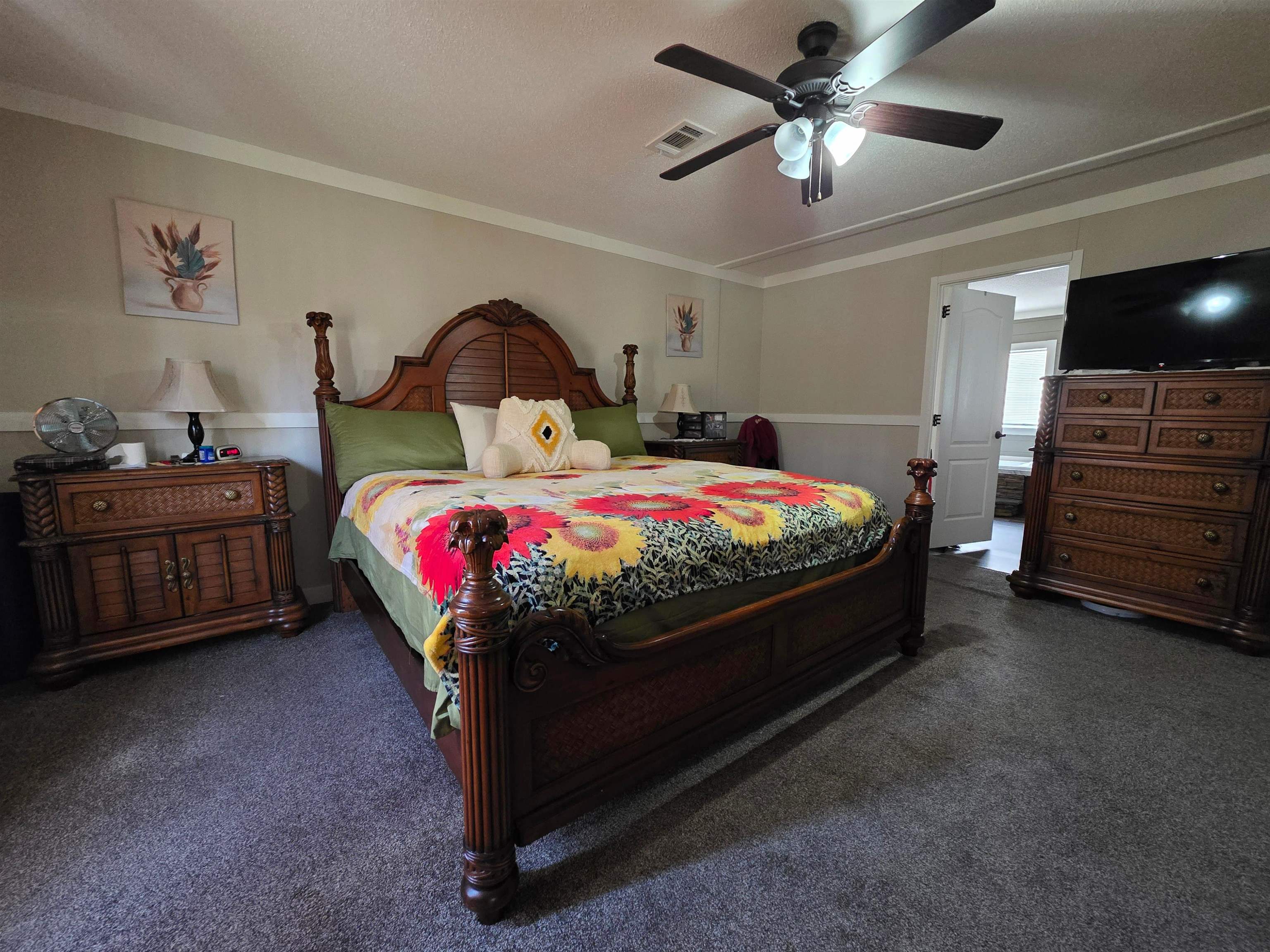 804 SE Thomas Way, Lee, Florida image 9