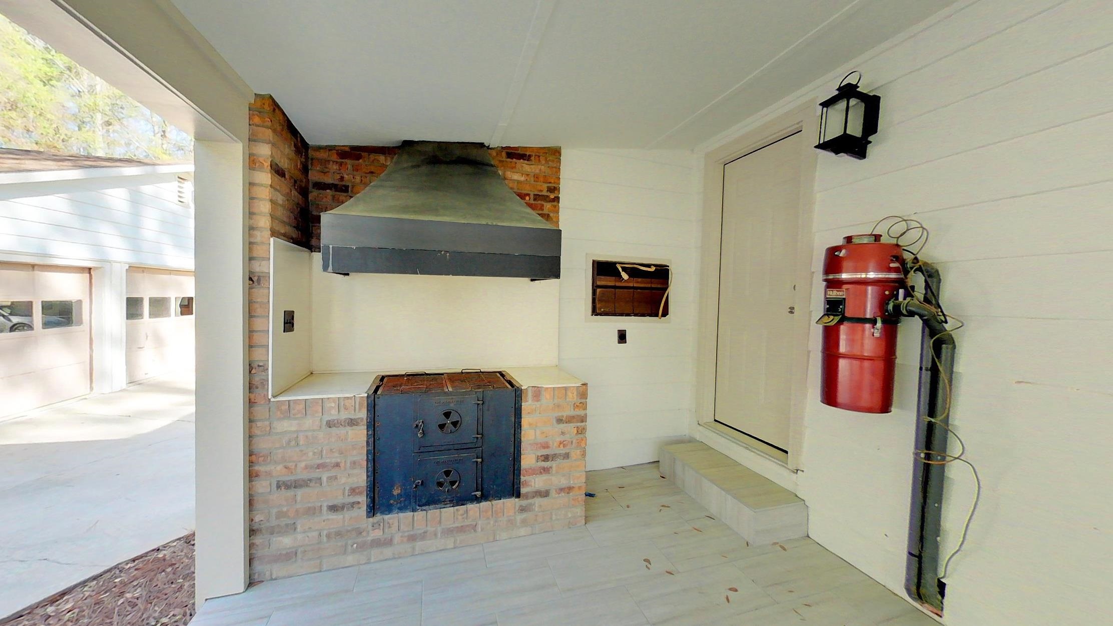 33 Inman Lane, Thomasville, Georgia image 6