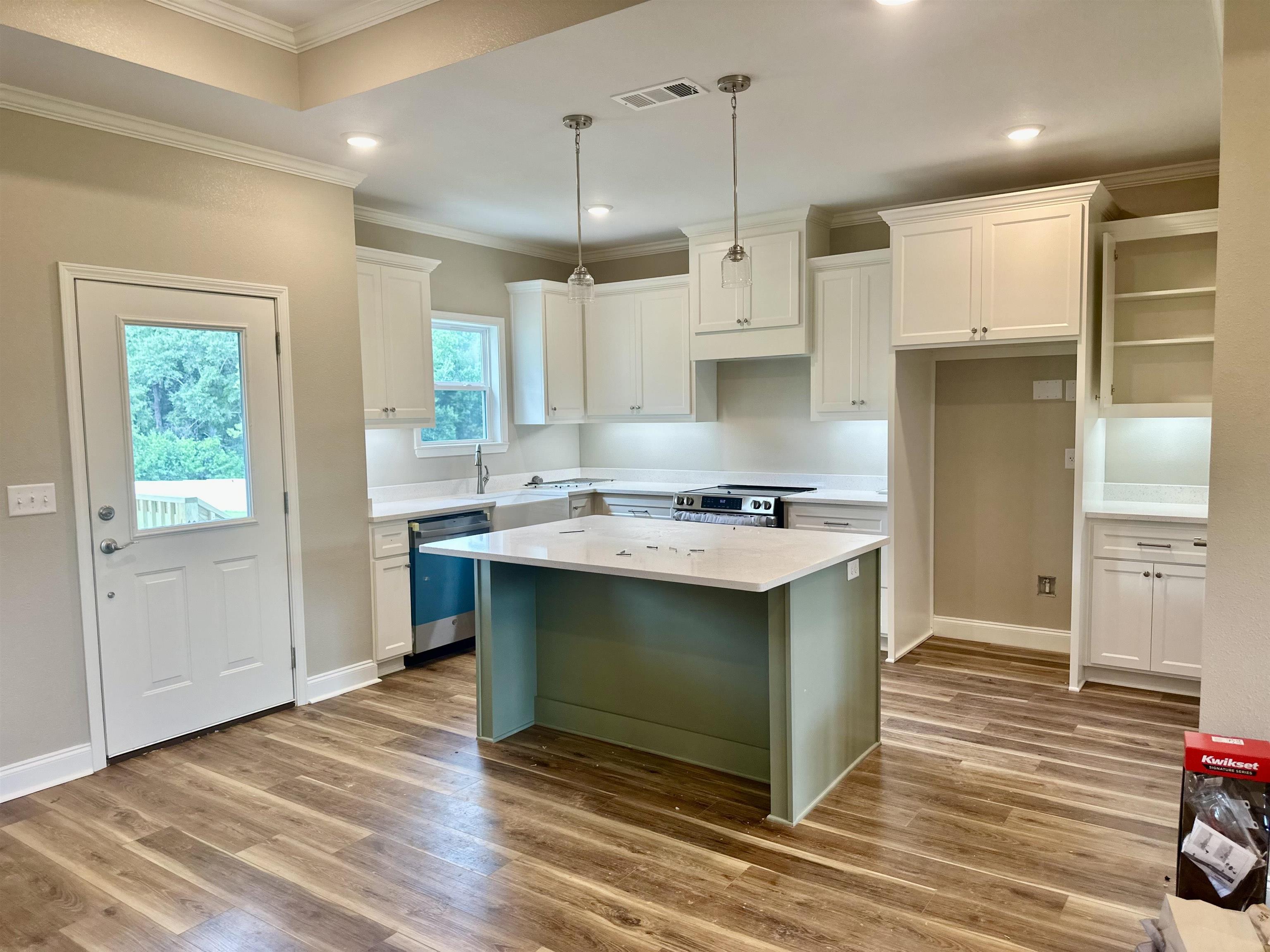 158 Woodridge Lane, Cairo, Georgia image 4