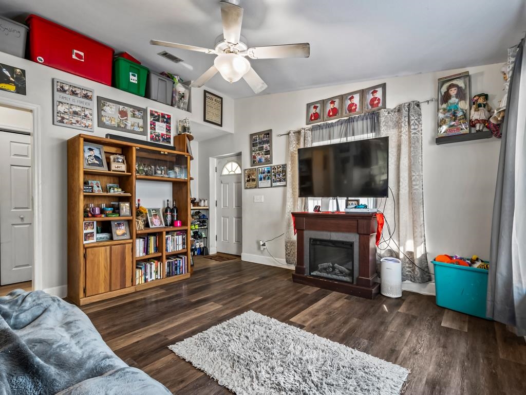 37 John David Drive, Crawfordville, Florida image 3