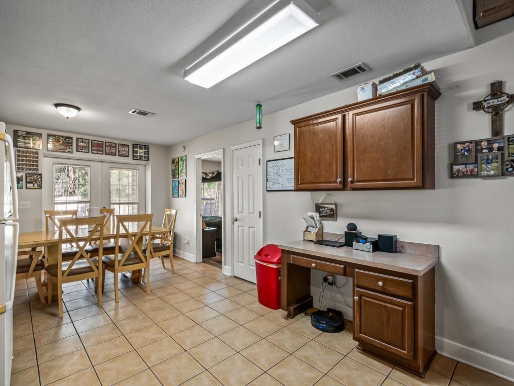 37 John David Drive, Crawfordville, Florida image 6