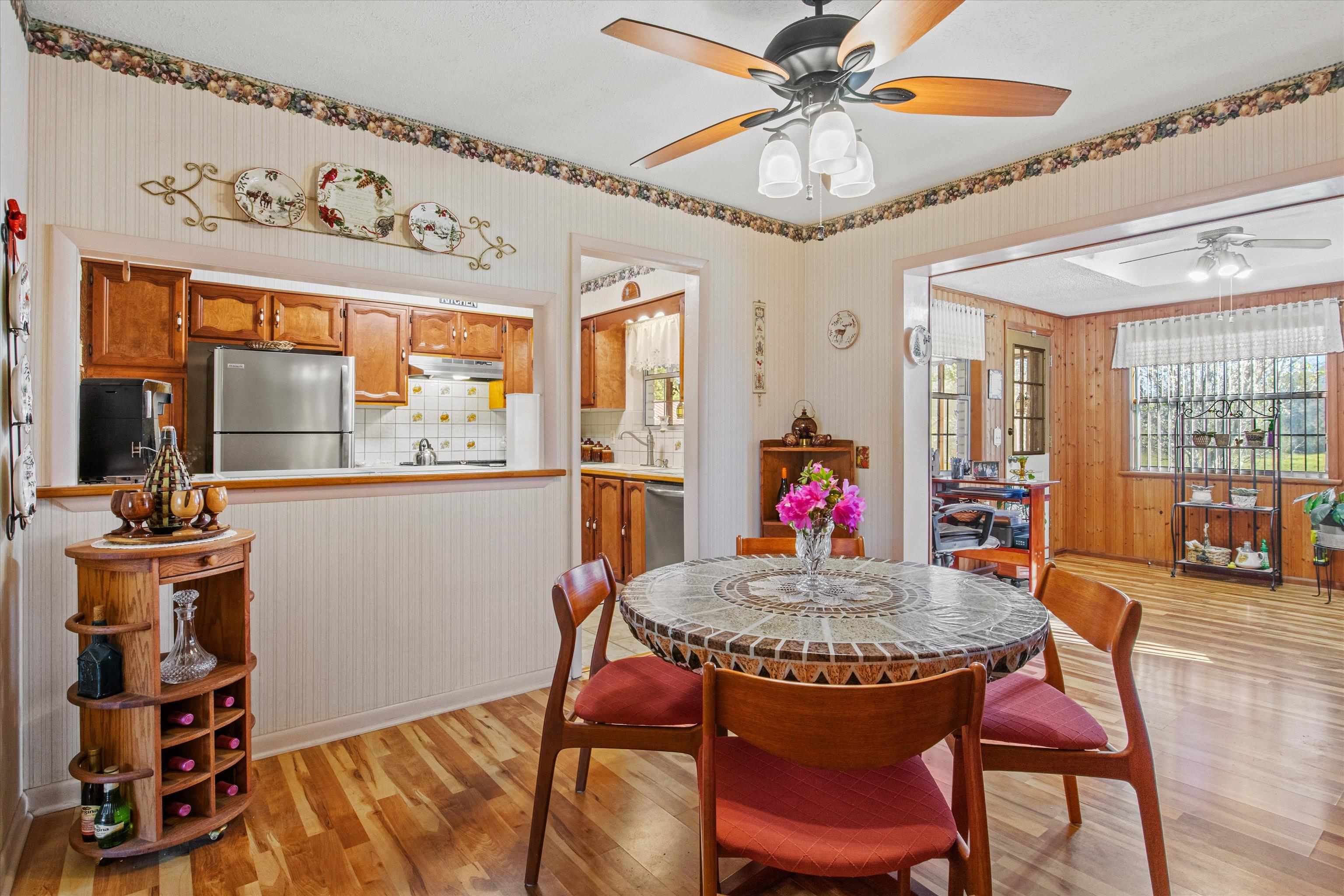 1671 Sand Basin Road, Grand Ridge, Florida image 17