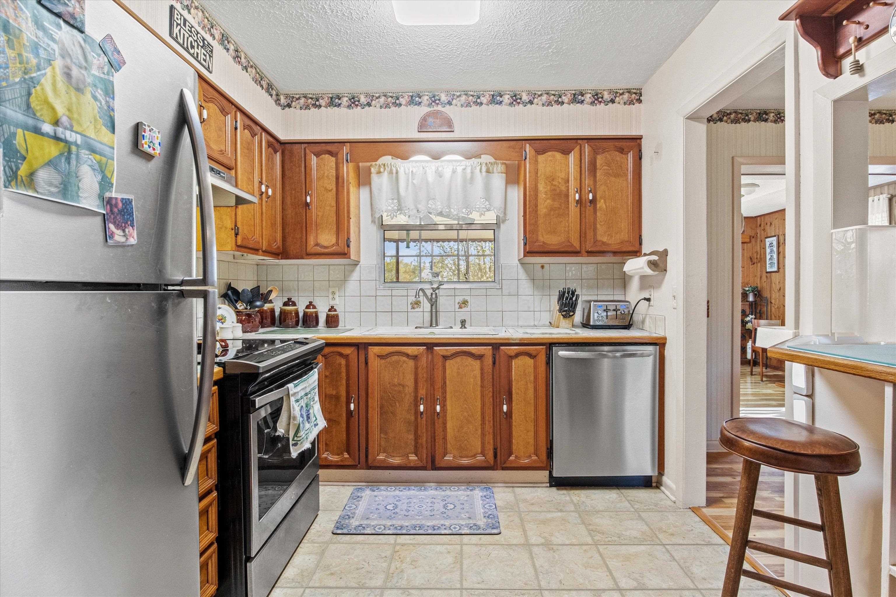 1671 Sand Basin Road, Grand Ridge, Florida image 20
