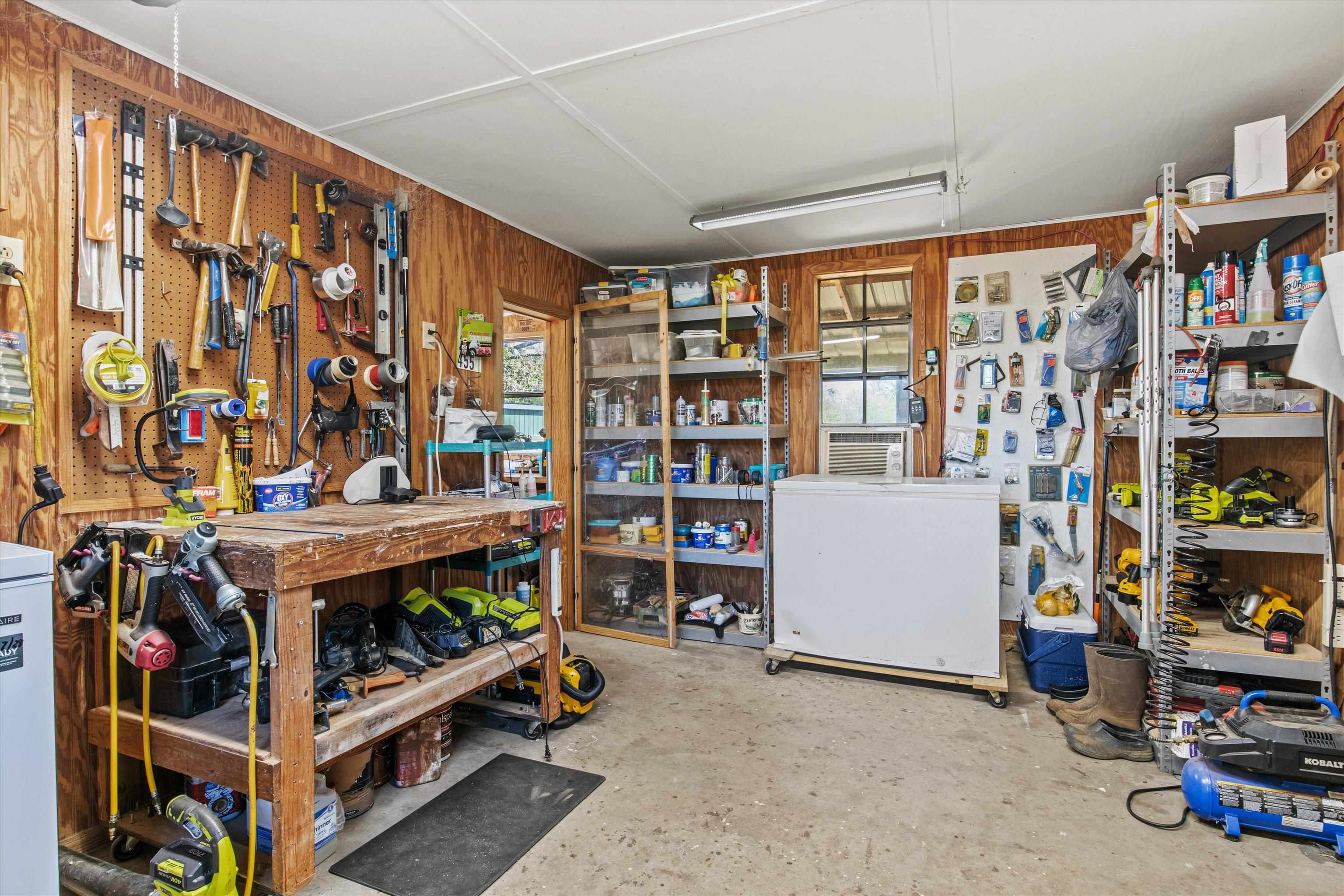 1671 Sand Basin Road, Grand Ridge, Florida image 35