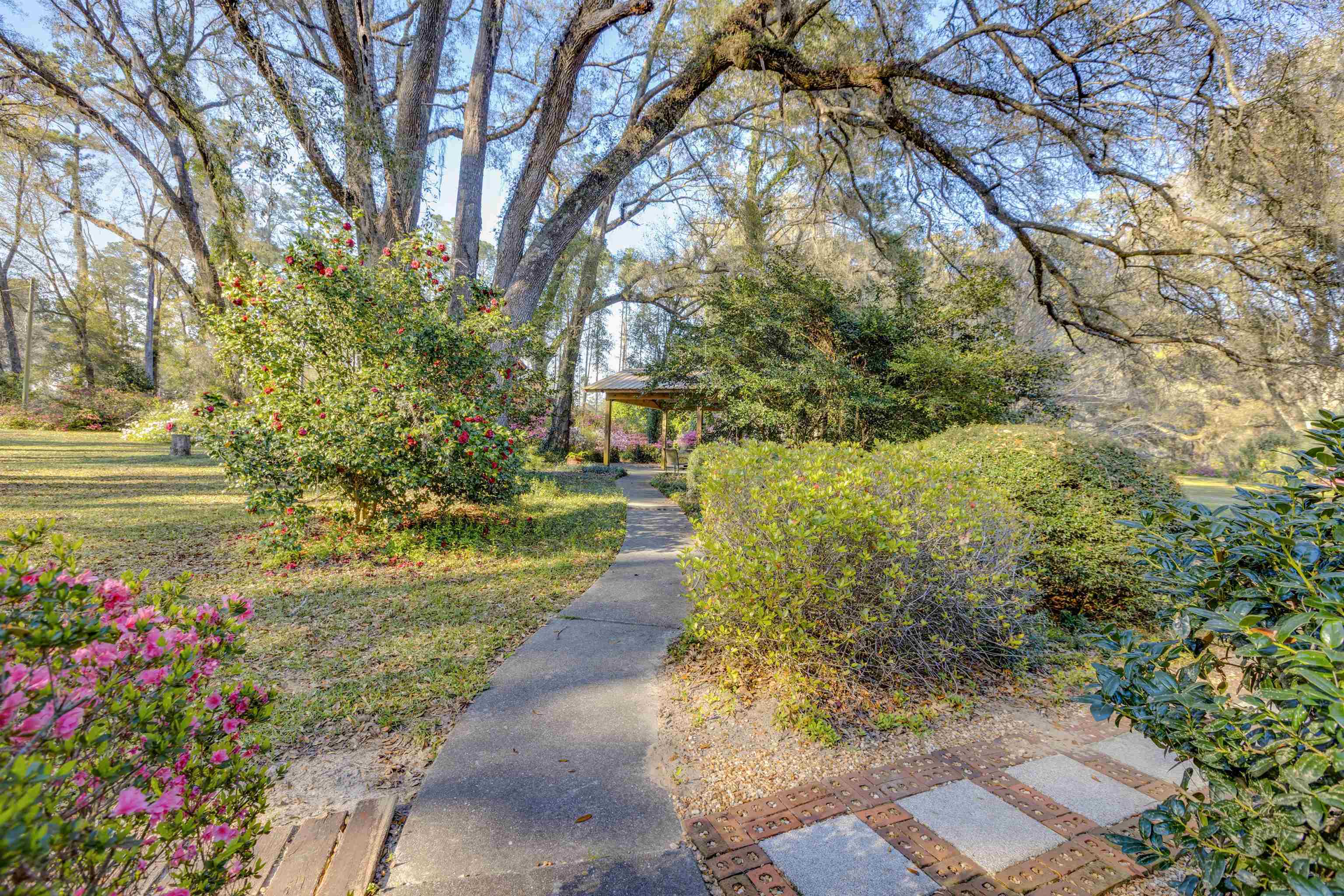 5009 Veterans Memorial Drive, Tallahassee, Florida image 32