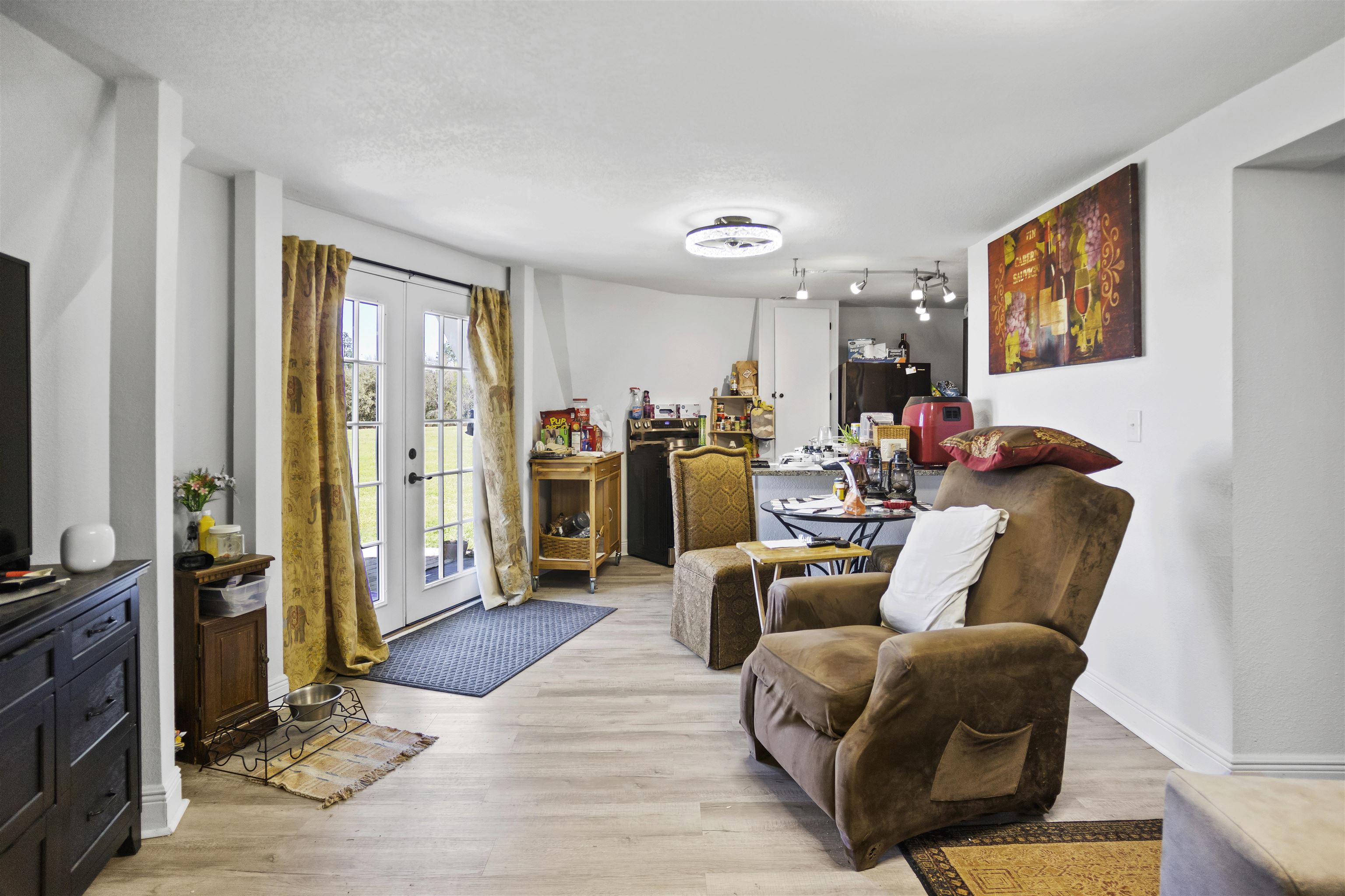 5719 Reddoch Road, Marianna, Florida image 2