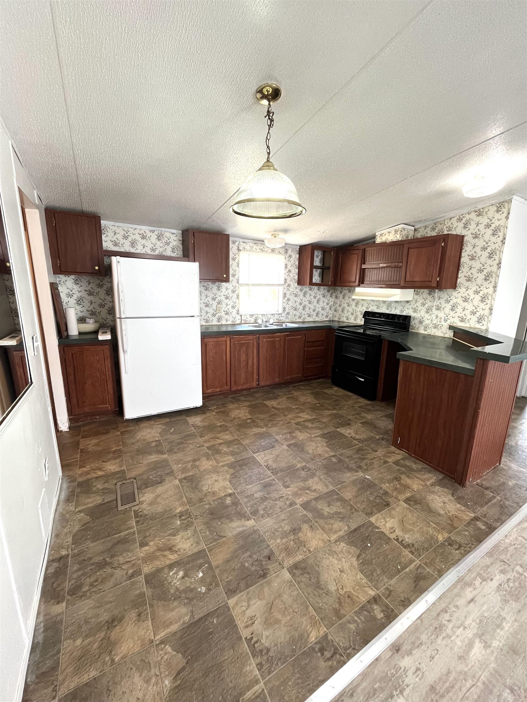 4855 Debby Street, Perry, Florida image 13