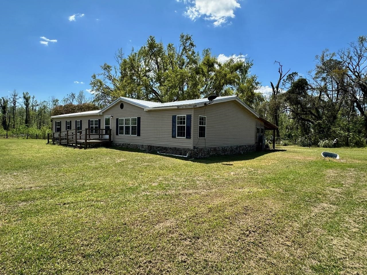 324 SW Caleb Avenue, Madison, Florida image 2