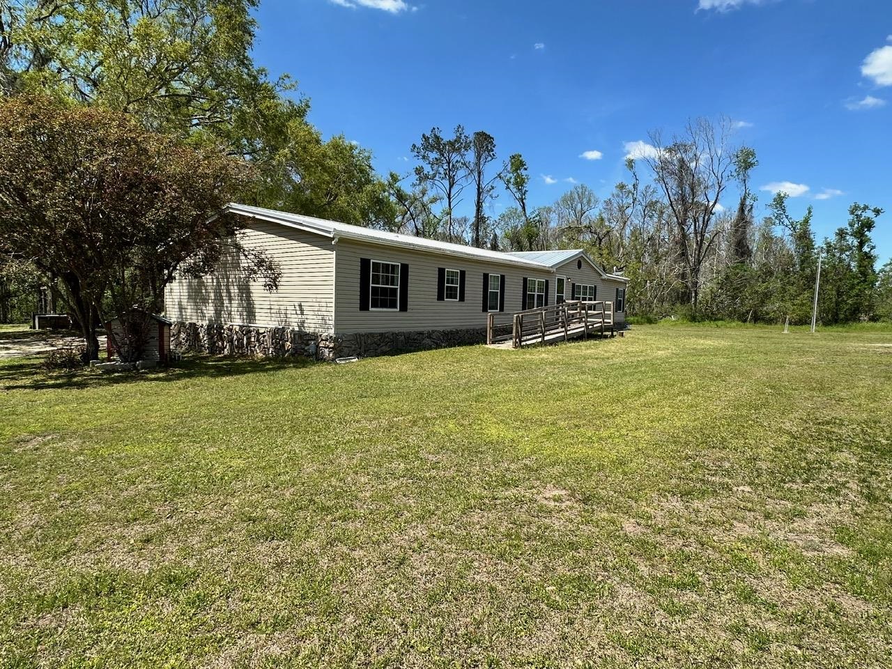 324 SW Caleb Avenue, Madison, Florida image 3