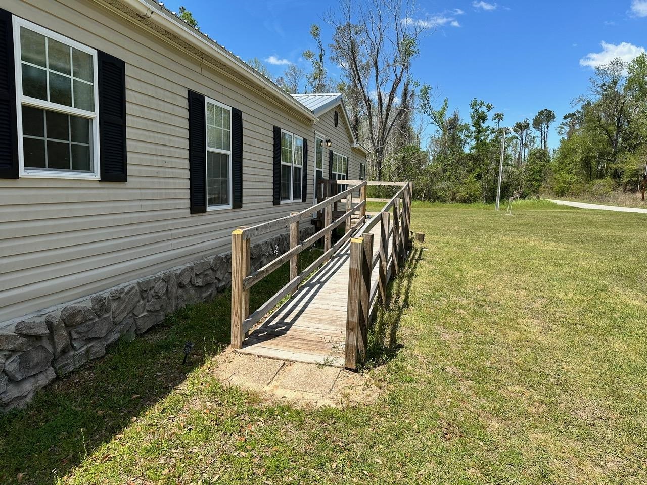 324 SW Caleb Avenue, Madison, Florida image 4