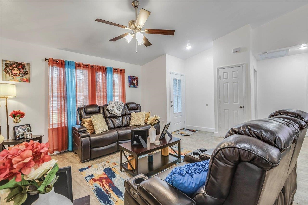 370 Mae Cato Drive, Midway, Florida image 10