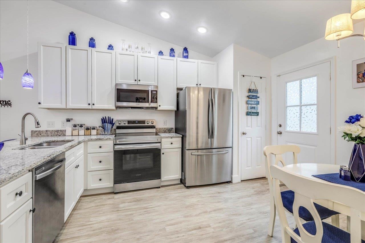 370 Mae Cato Drive, Midway, Florida image 17
