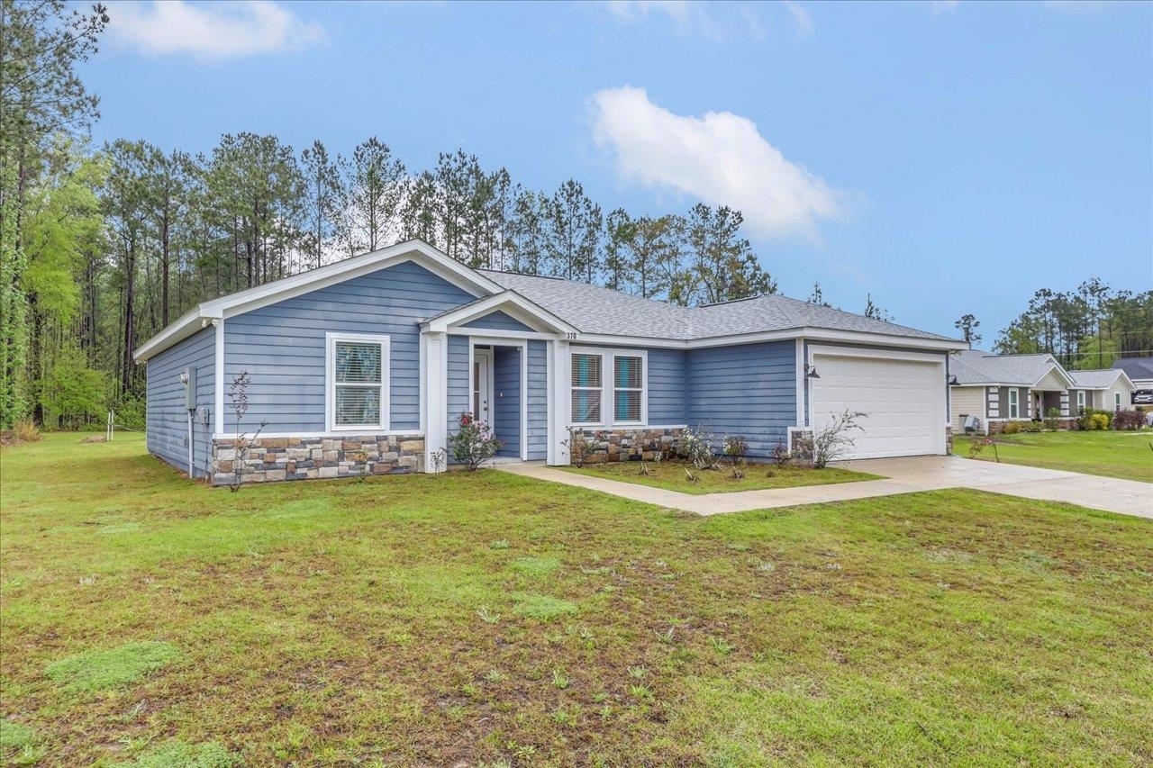 370 Mae Cato Drive, Midway, Florida image 3