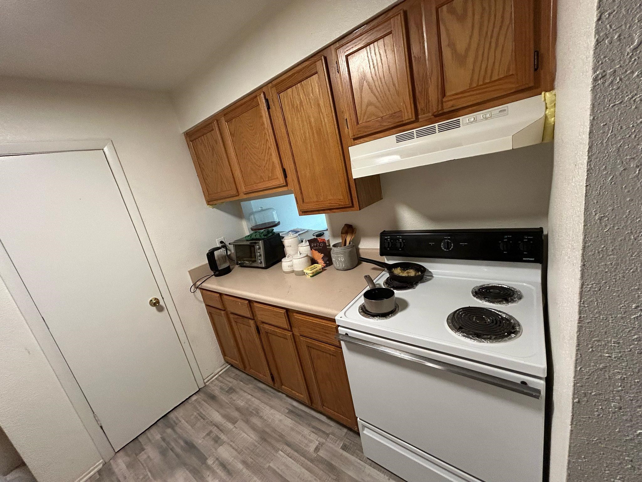 2020 Continental Avenue #111, Tallahassee, Florida image 2