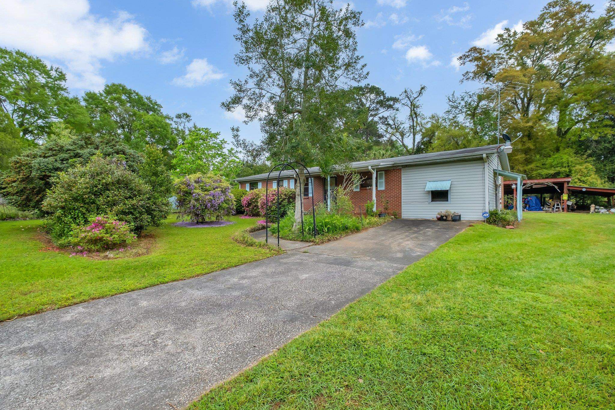 1927 Grimes Lane, Tallahassee, Florida image 35