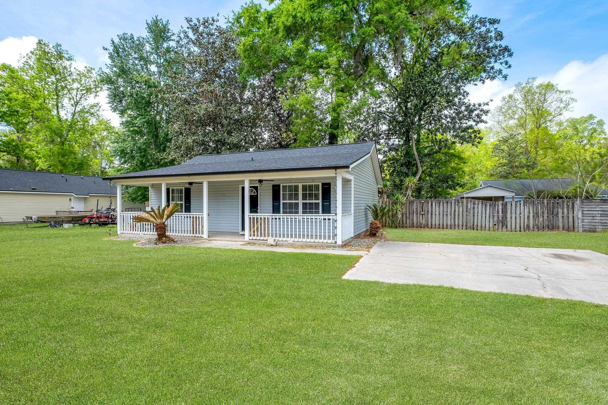 106 Haida Trail, Crawfordville, Florida image 2
