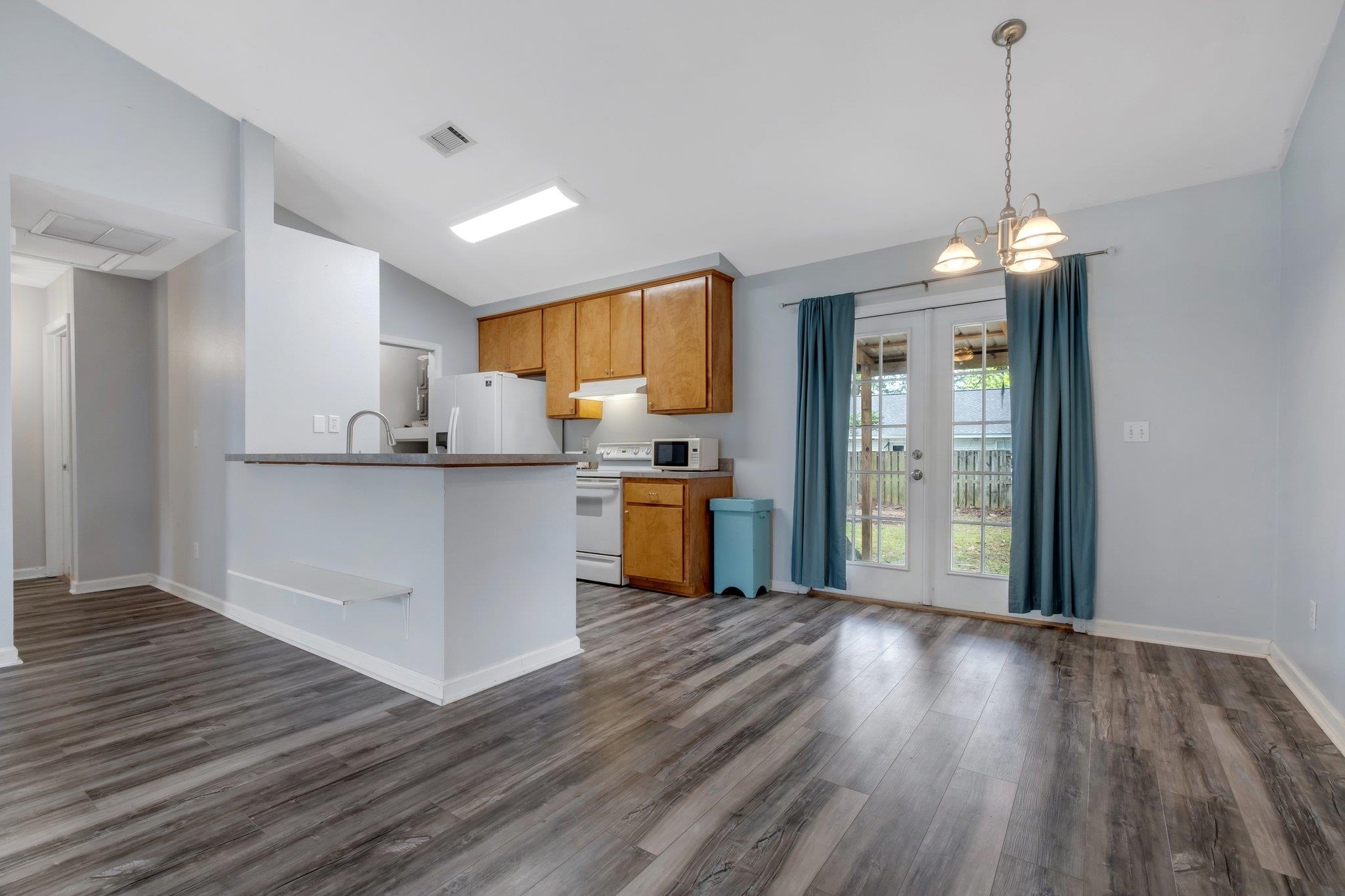 106 Haida Trail, Crawfordville, Florida image 3