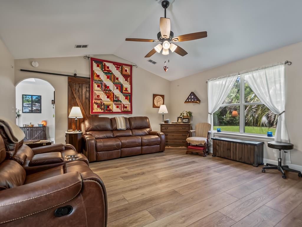 19450 Bloxham Cuttoff Road, Tallahassee, Florida image 35