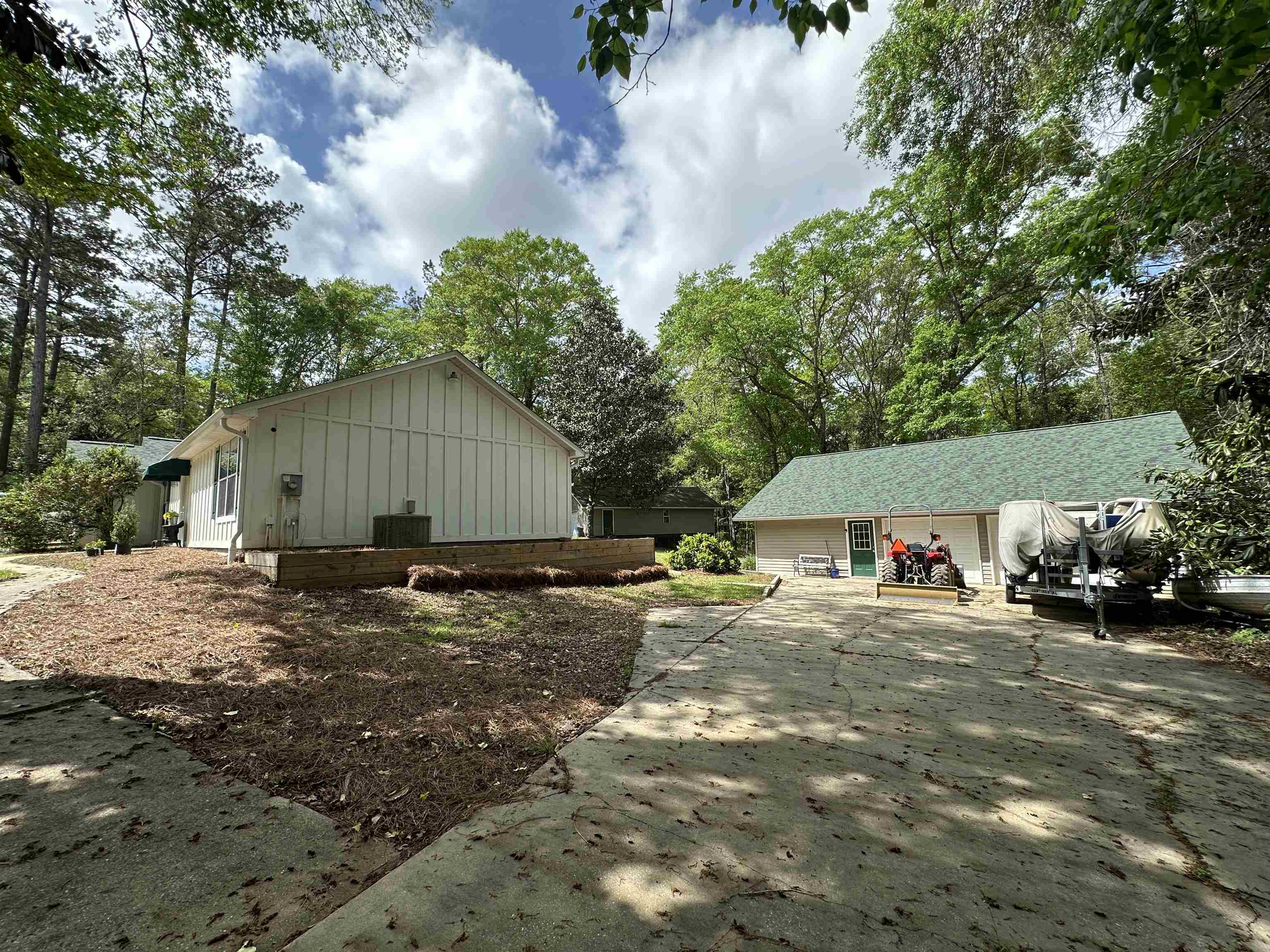 594 Green Oaks Road, Havana, Florida image 3