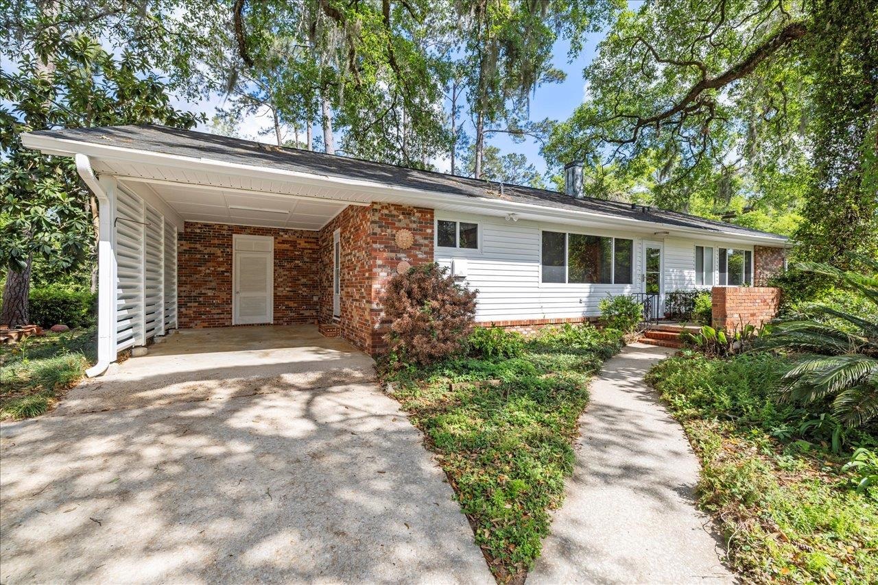 2115 Old Fort Drive, Tallahassee, Texas image 1