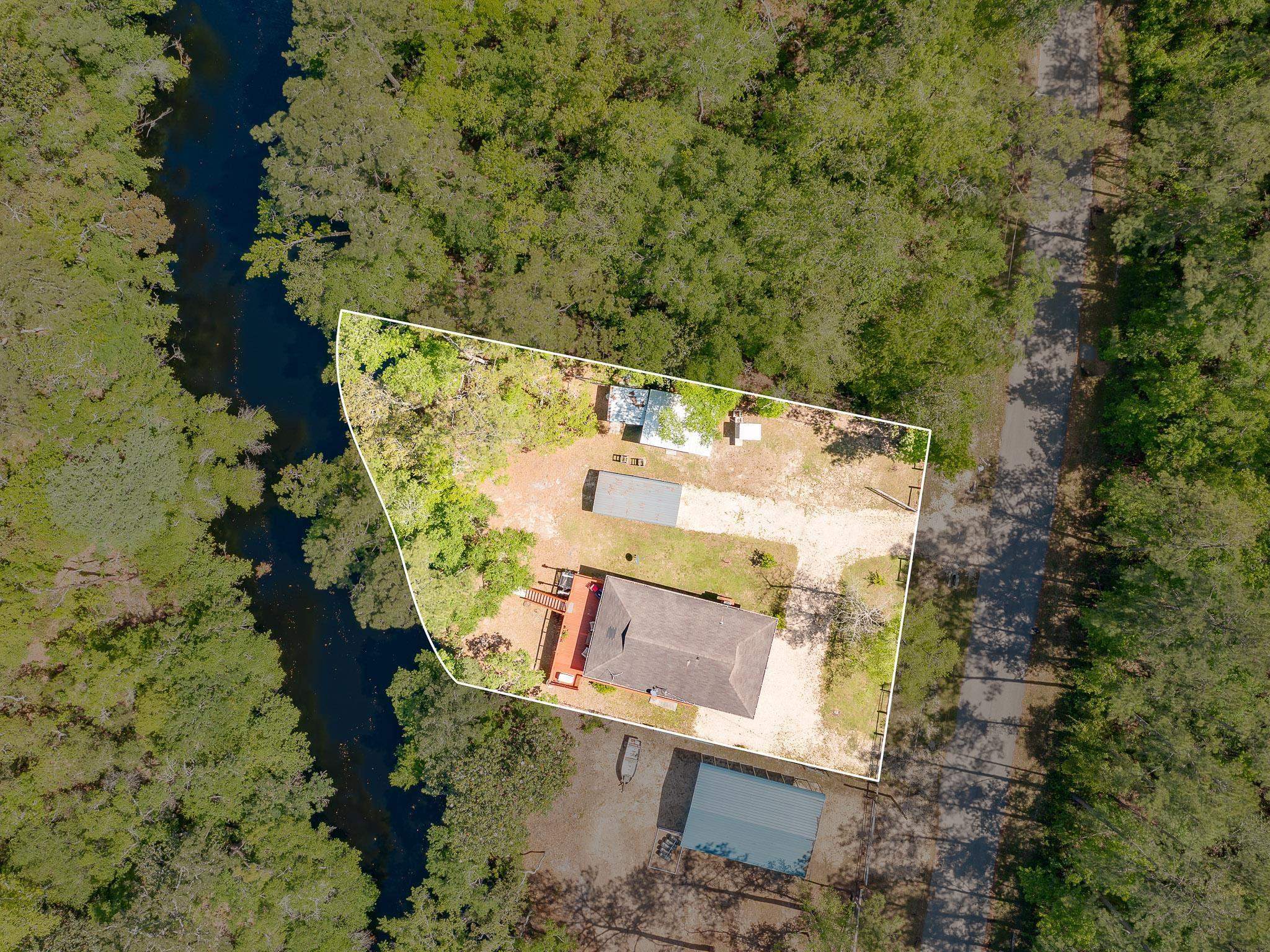 437 Seminole Lane, Sopchoppy, Texas image 3