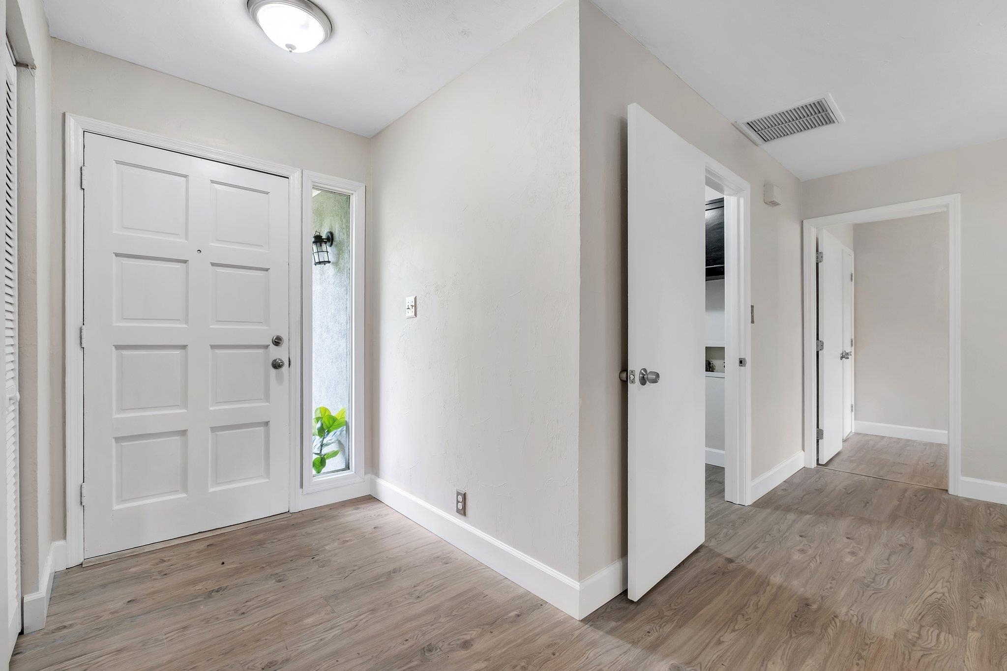 3325 W Whitney Drive, Tallahassee, Texas image 4