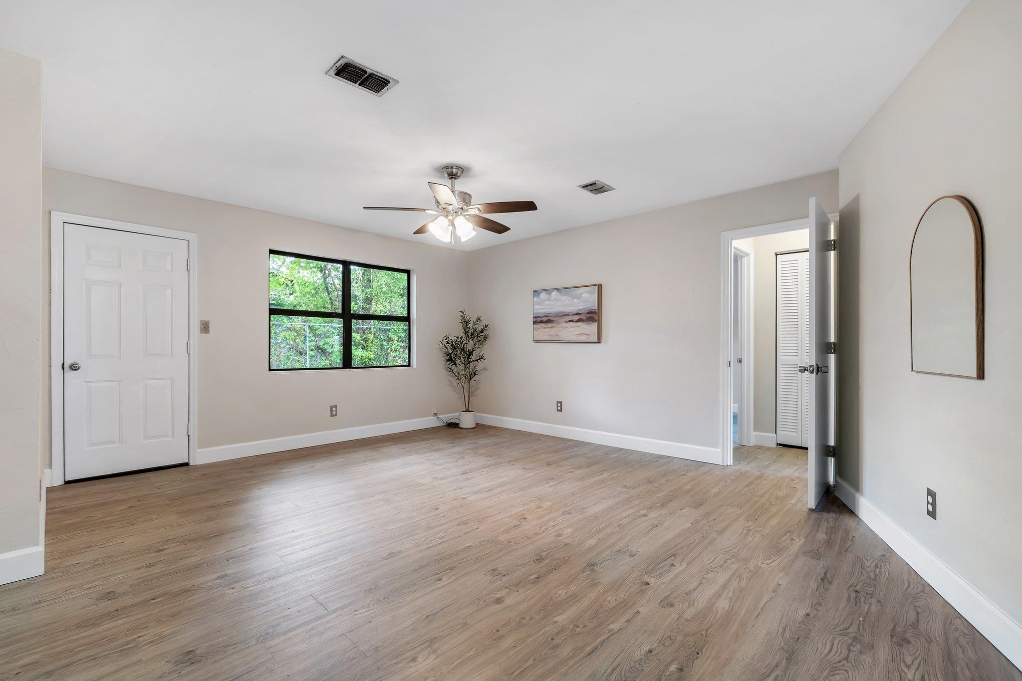 3325 W Whitney Drive, Tallahassee, Texas image 8