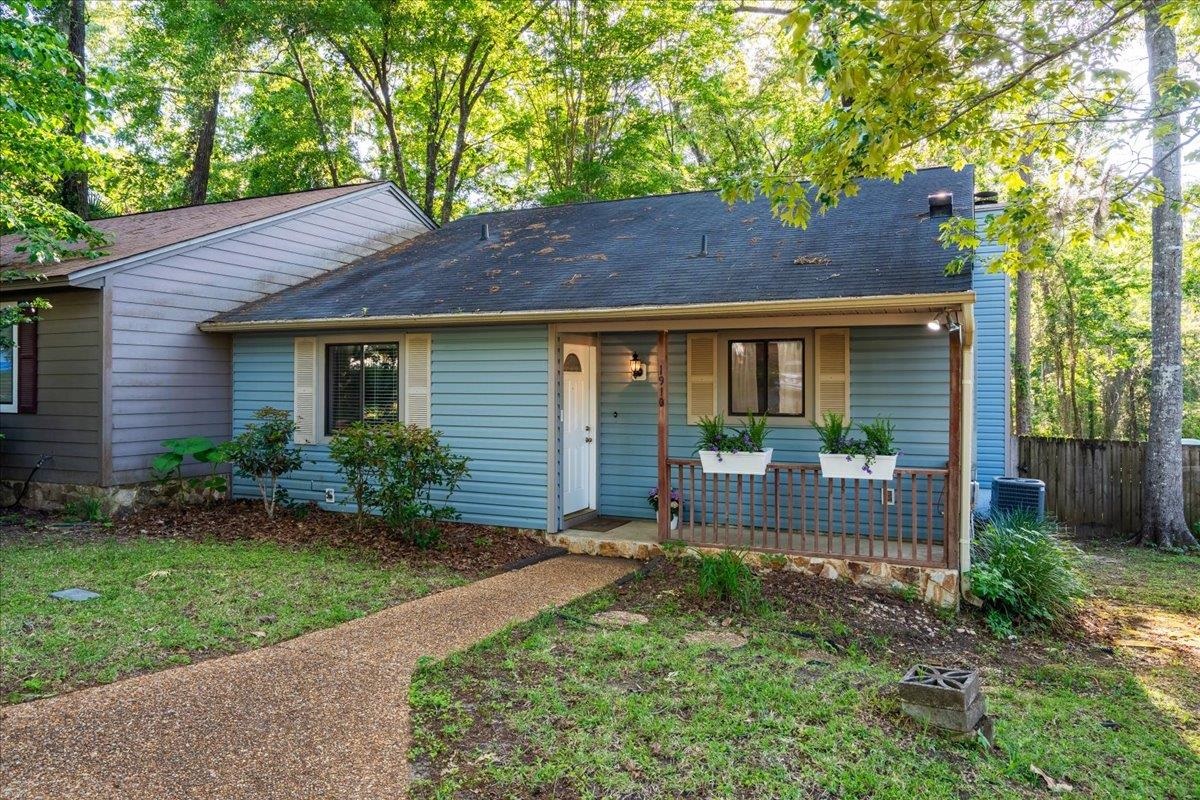 1910 Hidden Valley, Tallahassee, Texas image 3