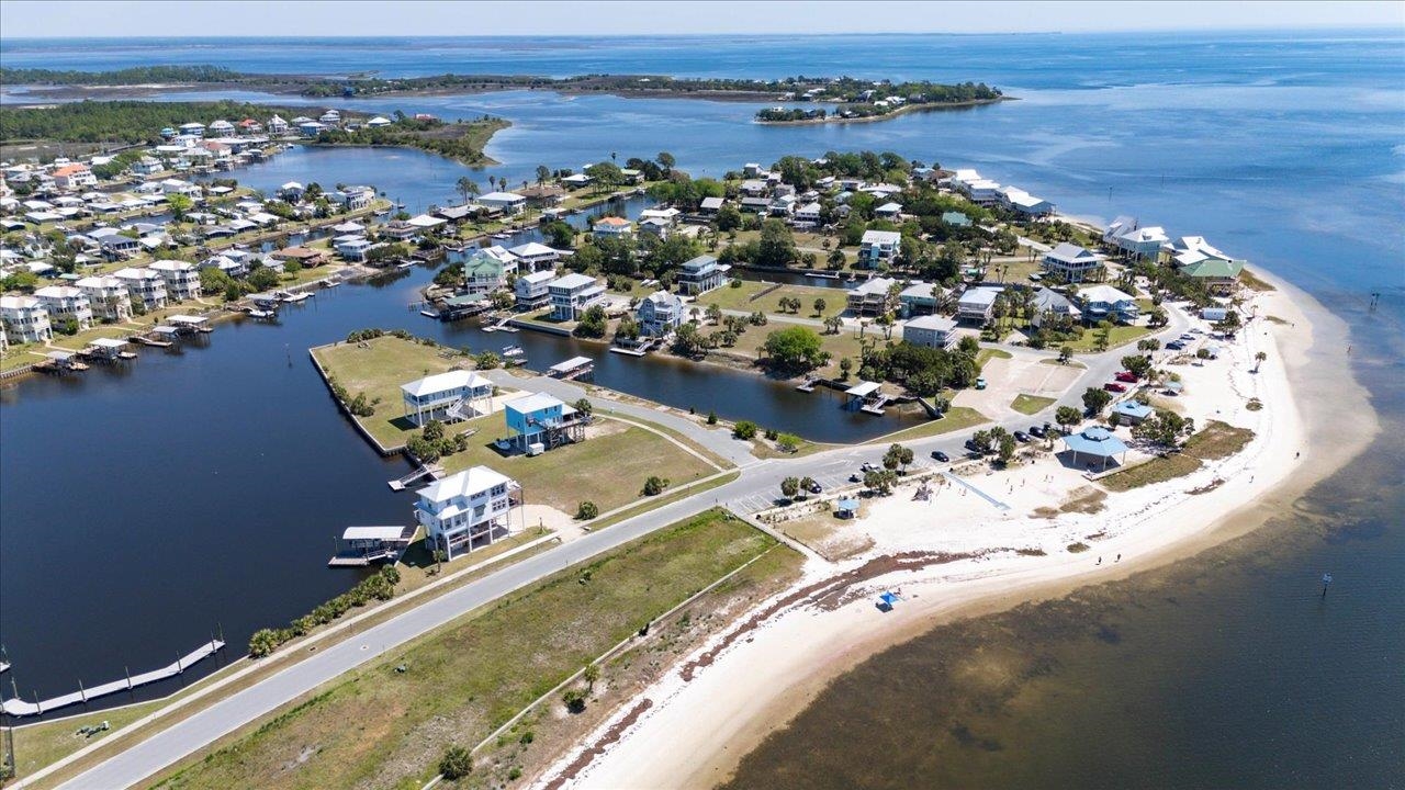 Beaty Taff Drive, Crawfordville, Florida image 21