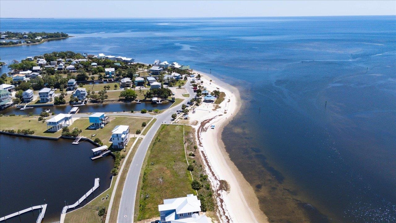 Beaty Taff Drive, Crawfordville, Florida image 32