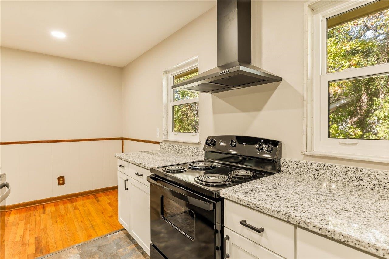 1807 Ivan Drive, Tallahassee, Texas image 12