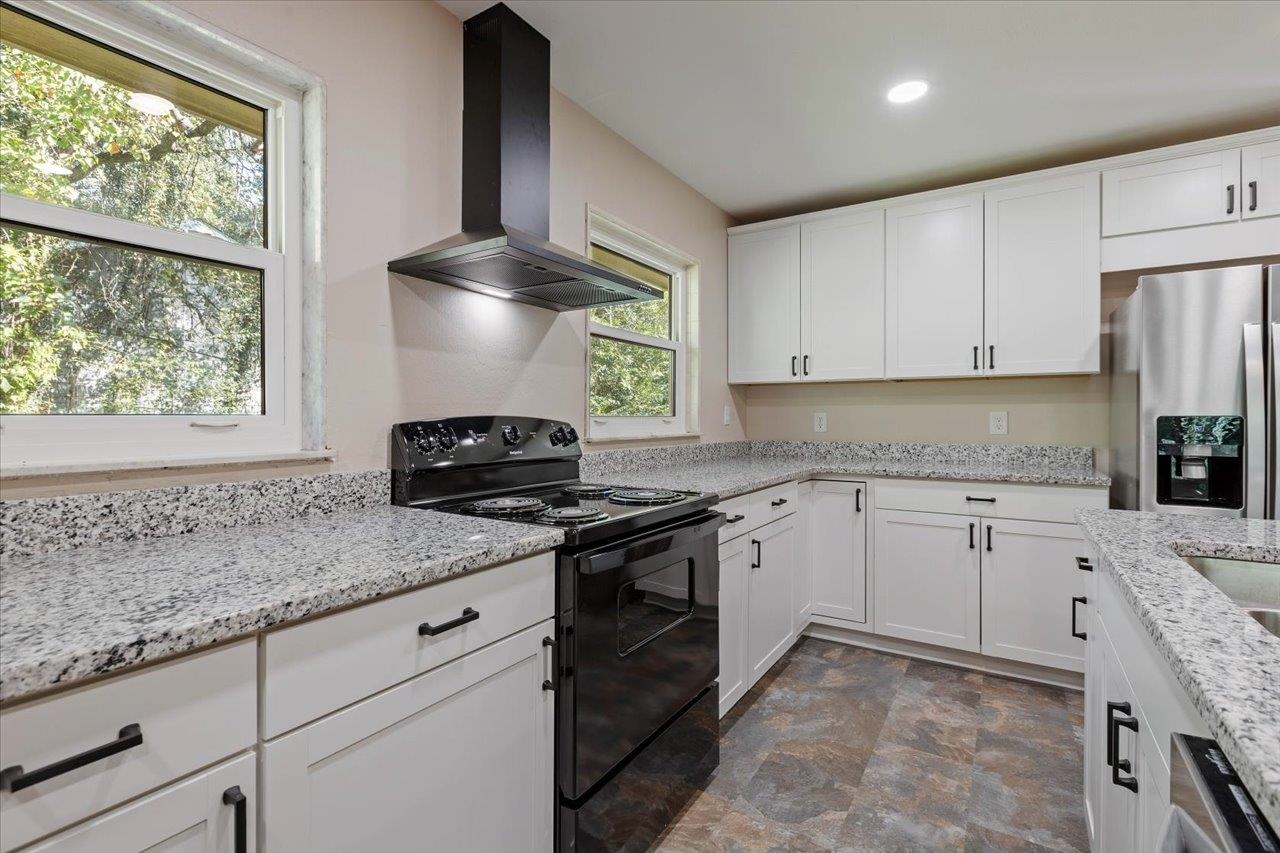 1807 Ivan Drive, Tallahassee, Texas image 13