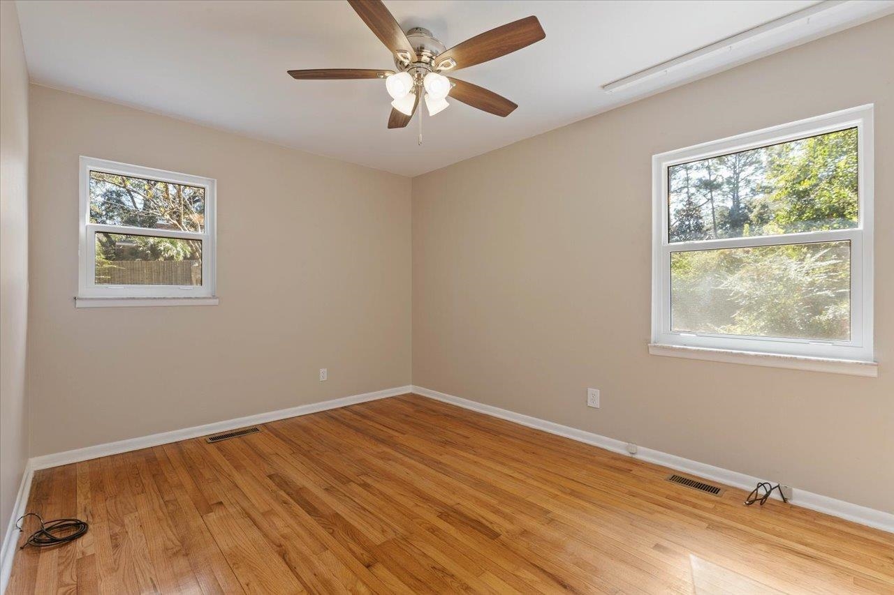 1807 Ivan Drive, Tallahassee, Texas image 17