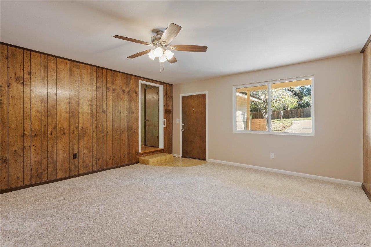 1807 Ivan Drive, Tallahassee, Texas image 27