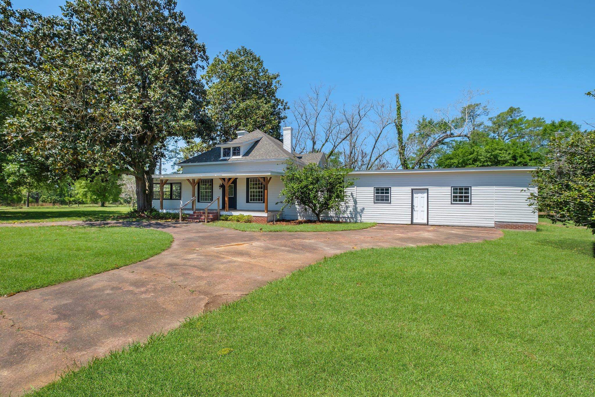 1093 Bassett Road, Quincy, Texas image 2