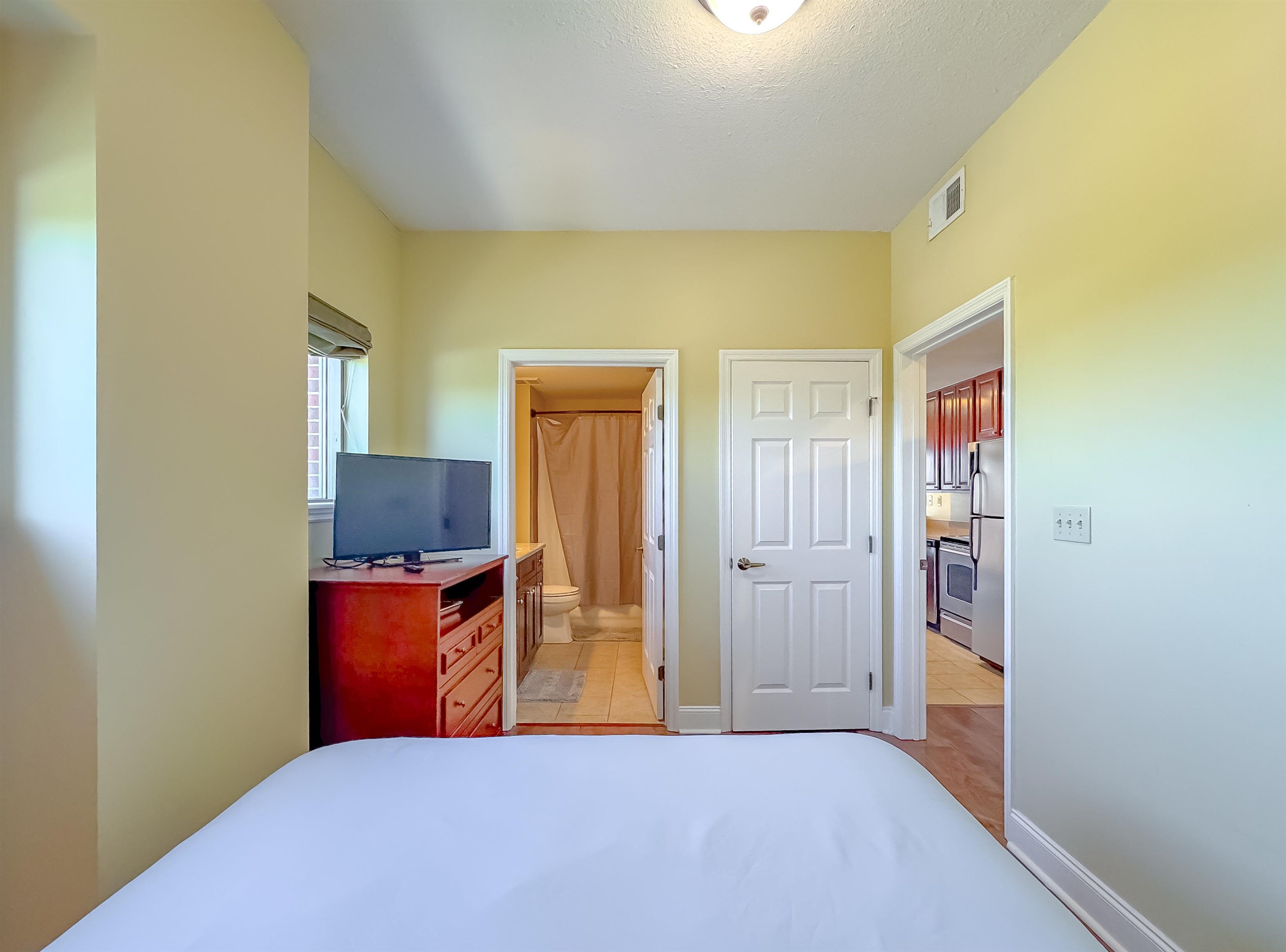 215 W College Avenue #714, Tallahassee, Florida image 14