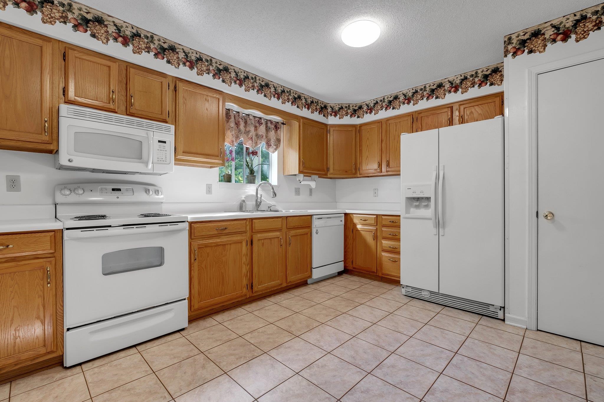 728 Violet Street, Tallahassee, Texas image 5