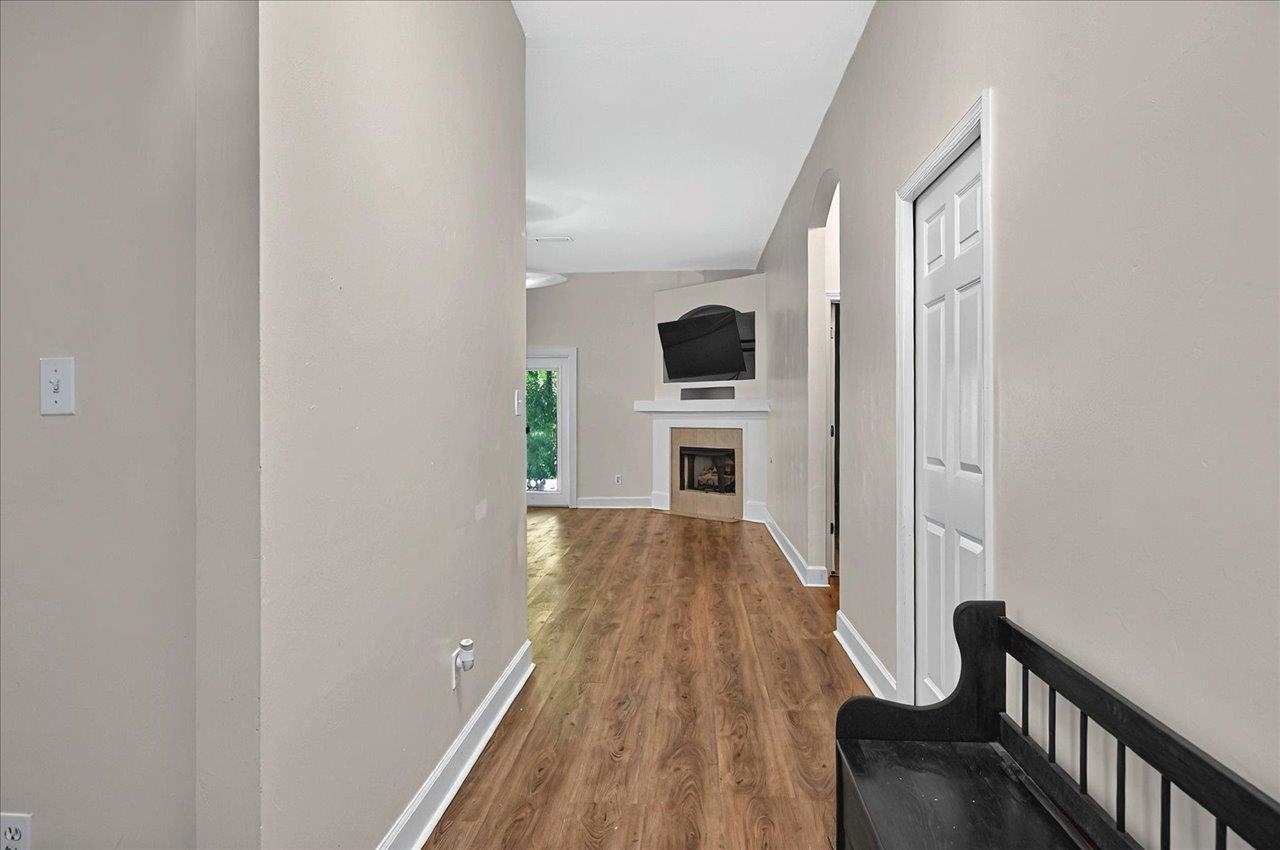 8526 Charrington Forest, Leon, Texas image 3