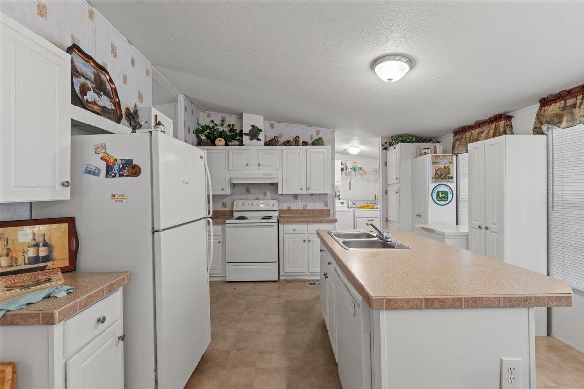 16894 W Royal Oak Drive, Perry, Texas image 10